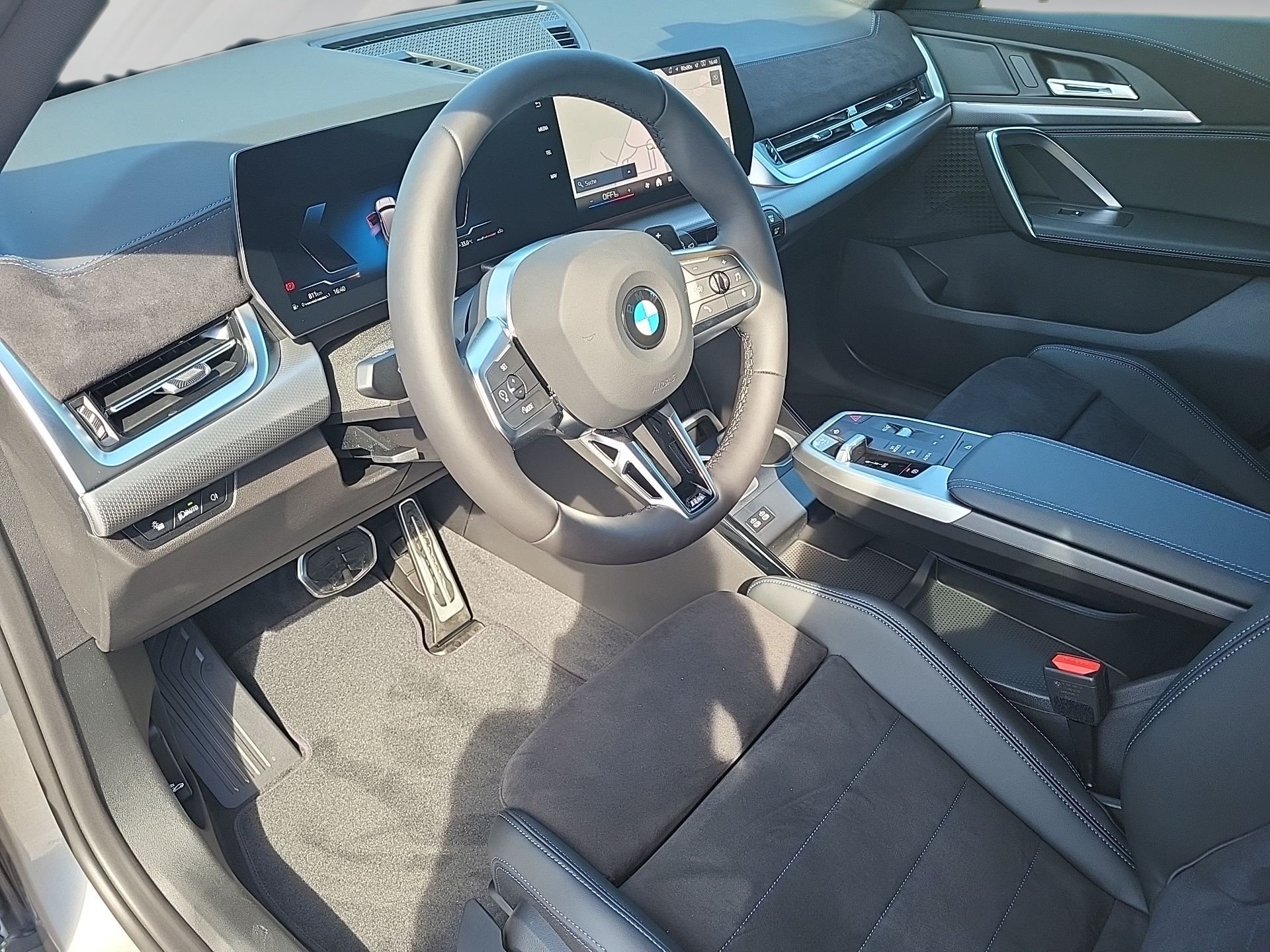 BMW X1 X1 sDrive20i M SPORT PRO LED AHK ACC ParkAss KeyL (Bild 5)