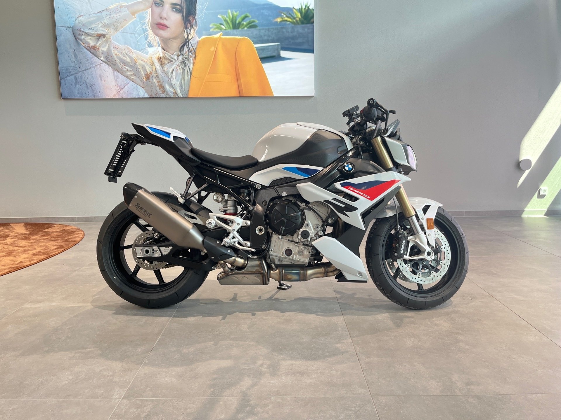 Bild 1 BMW S 1000 R M-Paket Komfort/Dynamic-Paket/Schmiederä