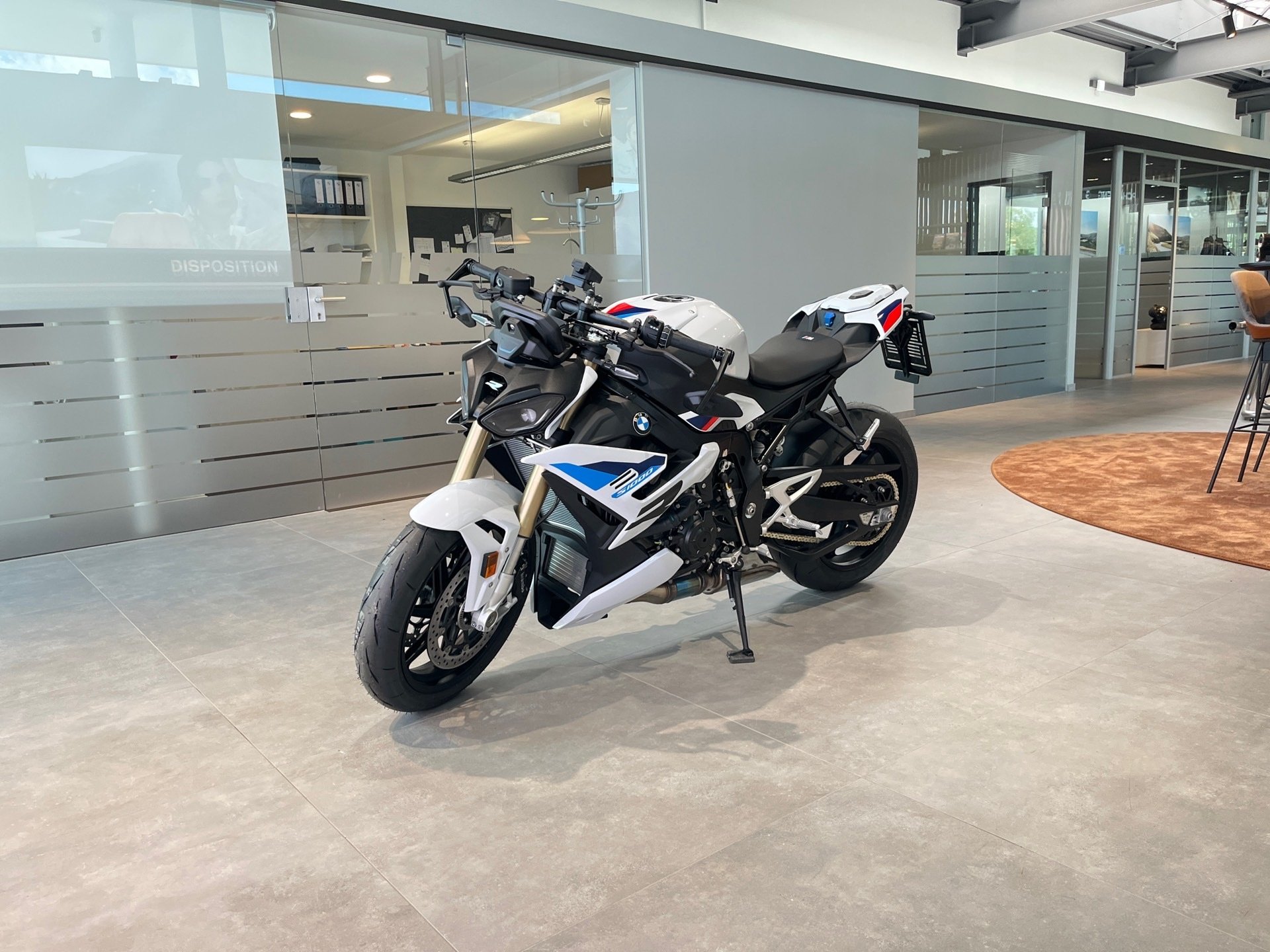 Bild 5 BMW S 1000 R M-Paket Komfort/Dynamic-Paket/Schmiederä