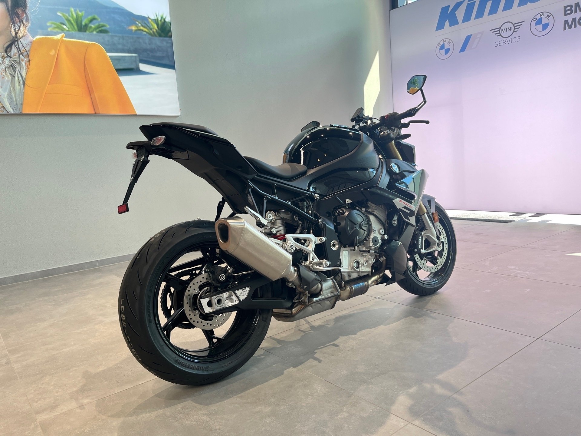 Bild 10 BMW S 1000 R Komfort/Dynamik-Paket/Lenkerendspieg