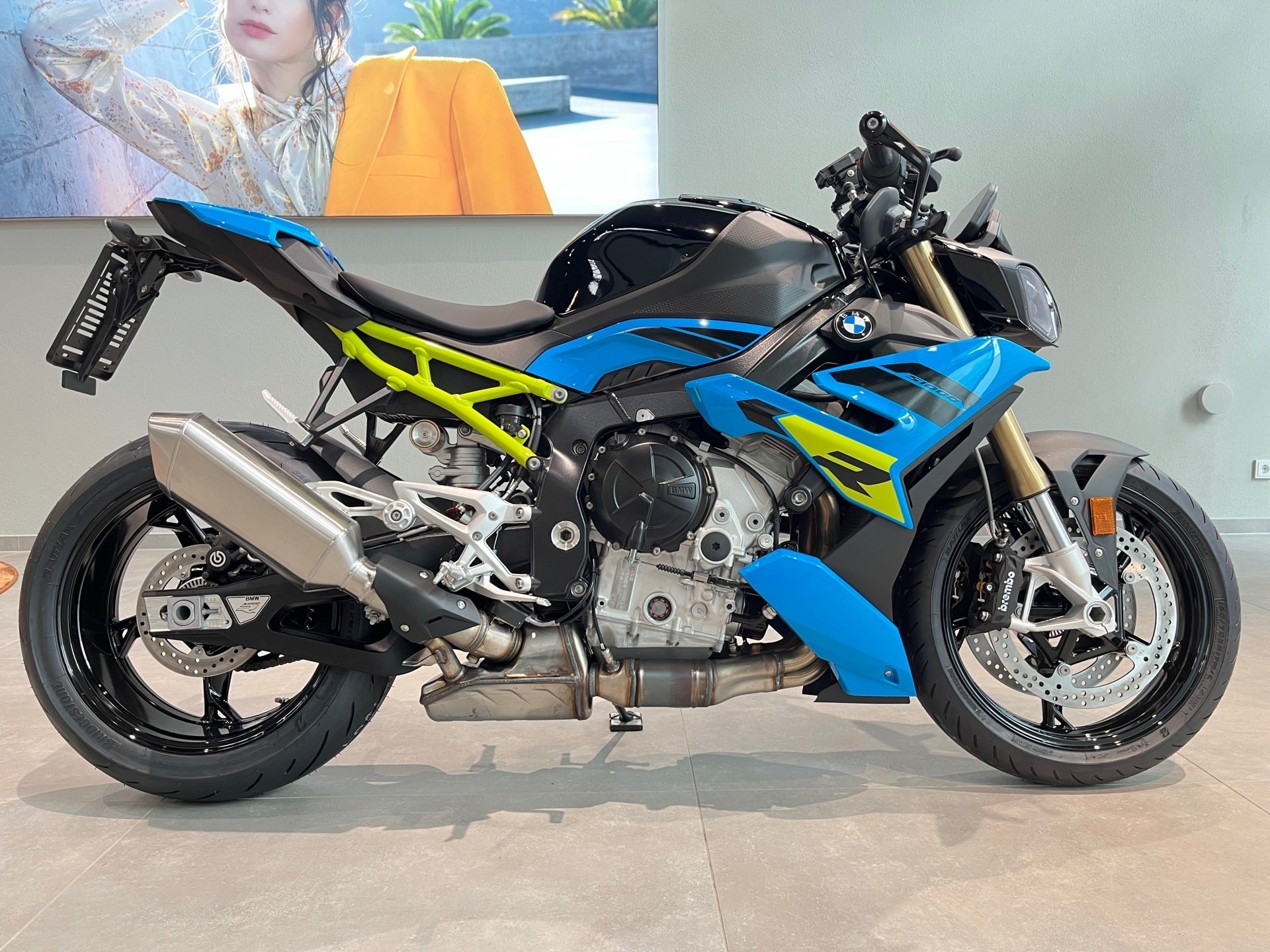 Bild 1 BMW S 1000 R Style Sport Komfort/Dynamic/Lenkerendspi