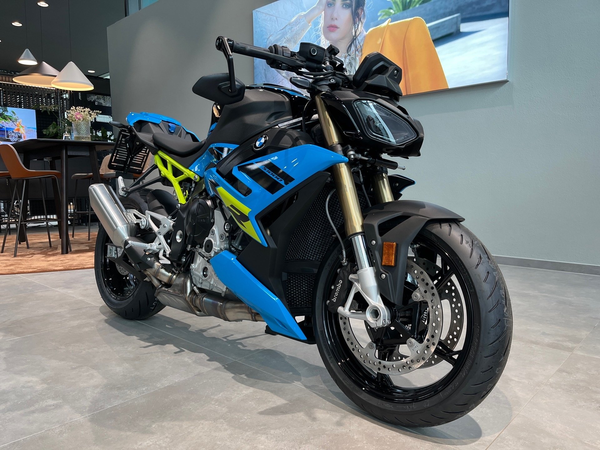 Bild 2 BMW S 1000 R Style Sport Komfort/Dynamic/Lenkerendspi