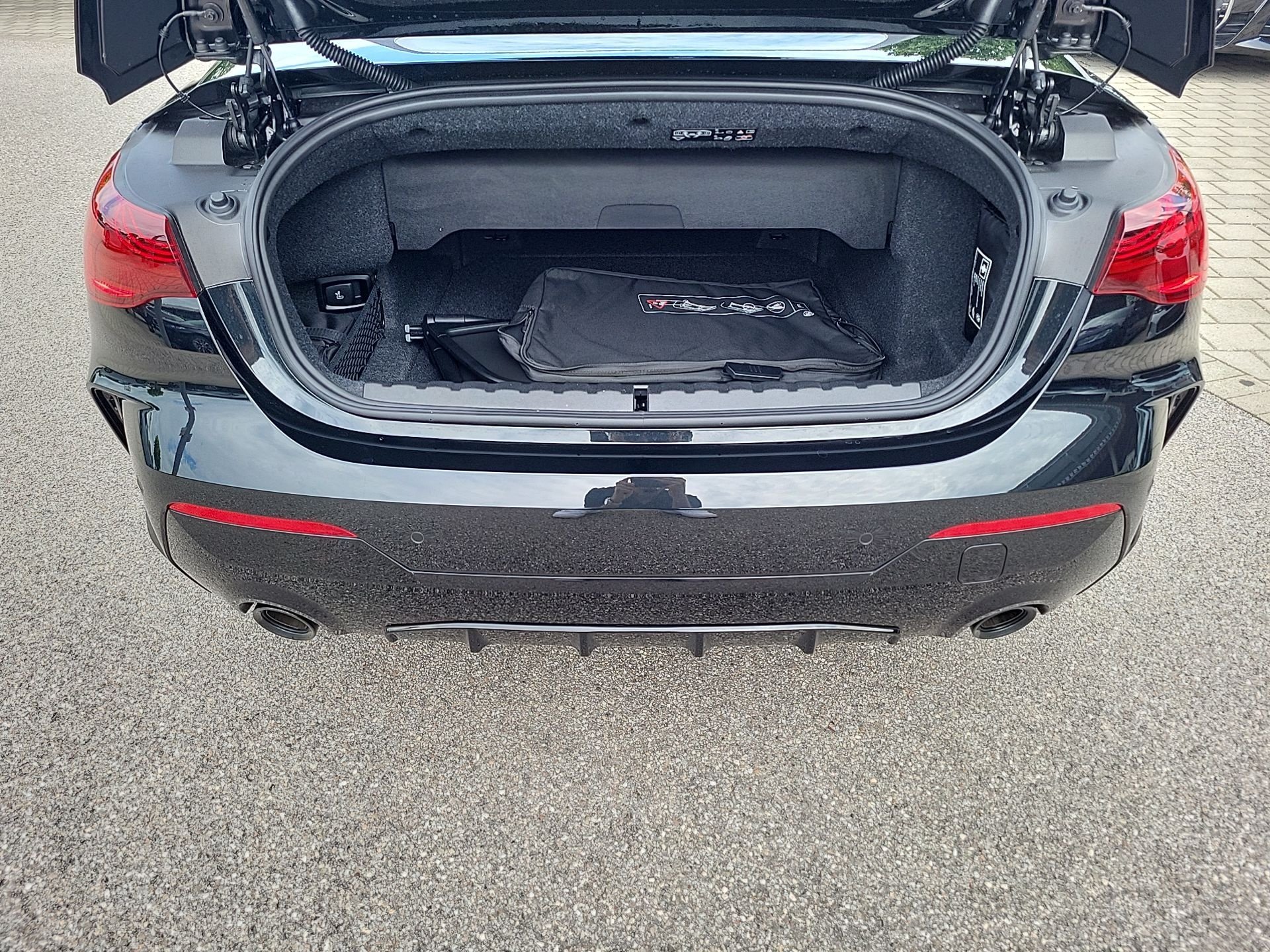 BMW 420i 420i Cabrio M SPORT PRO ACC HeadUp 360° Lenkhzg (Bild 11)