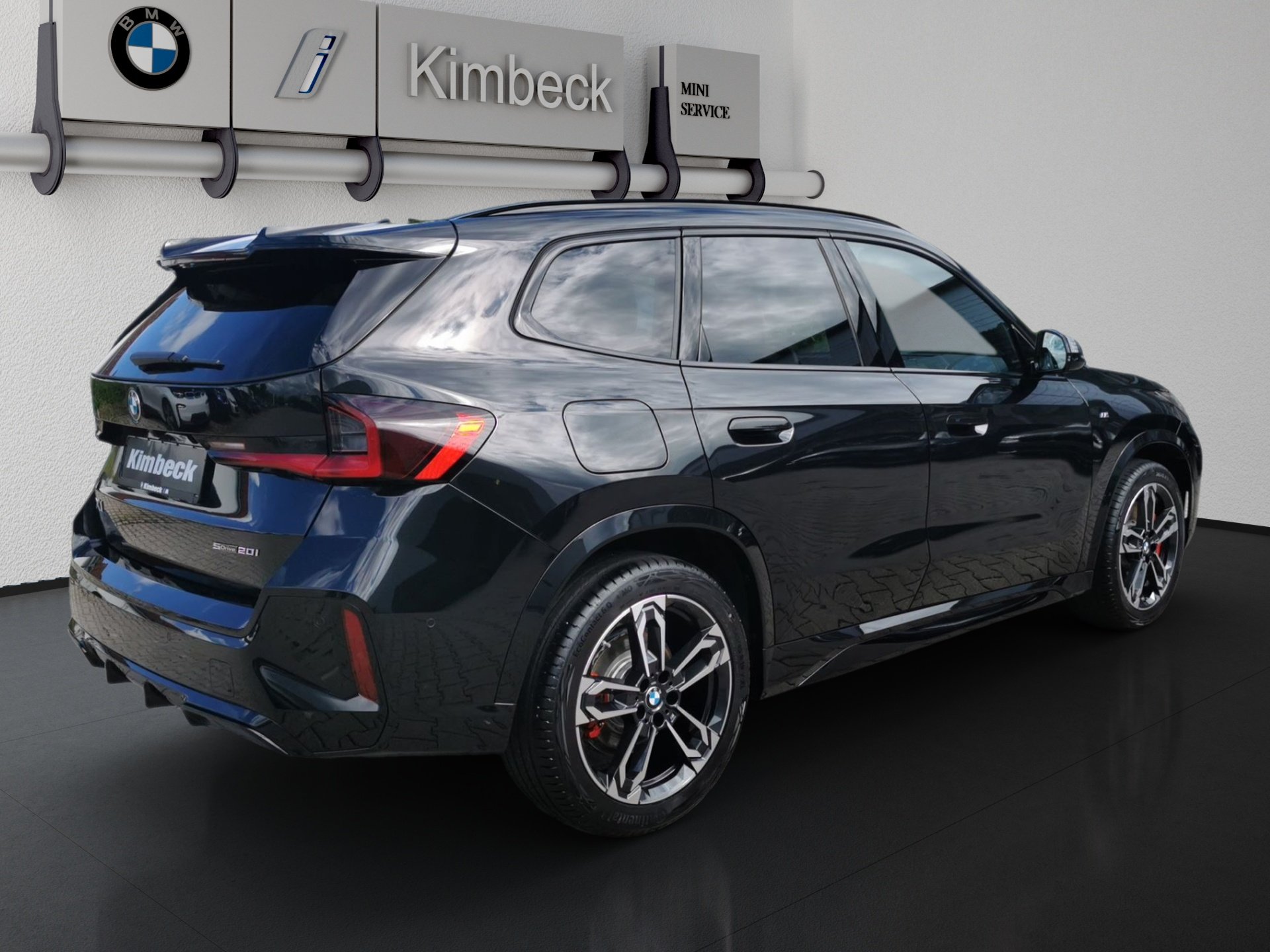 BMW X1 X1 sDrive20i M SPORT PRO LED AHK ParkAss Lenkhzg (Bild 3)