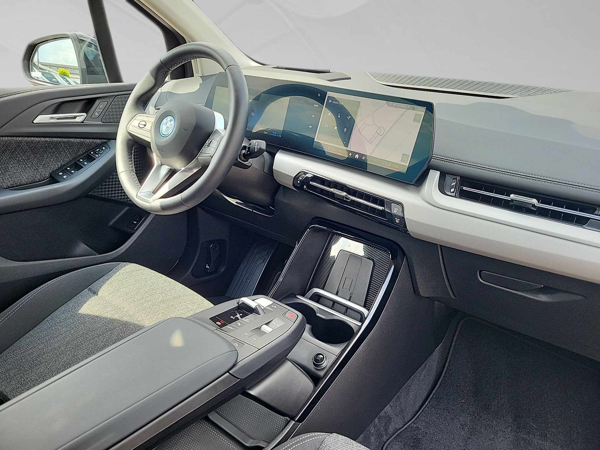 BMW 230e 230e xDrive Active Tourer LED ACC HeadUp AHK 360° (Bild 6)
