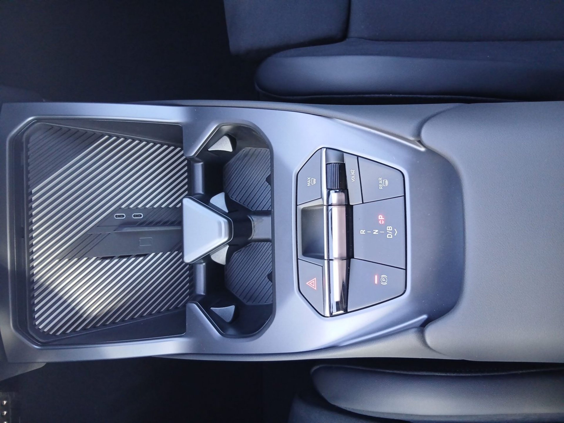 Bild 12 BMW iX3 40 M SPORT PRO PanoramicVision ACC 360° AHK