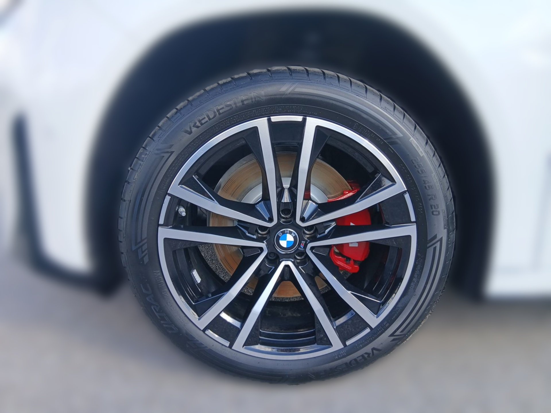 Bild 4 BMW iX3 40 M SPORT PRO PanoramicVision ACC 360° AHK