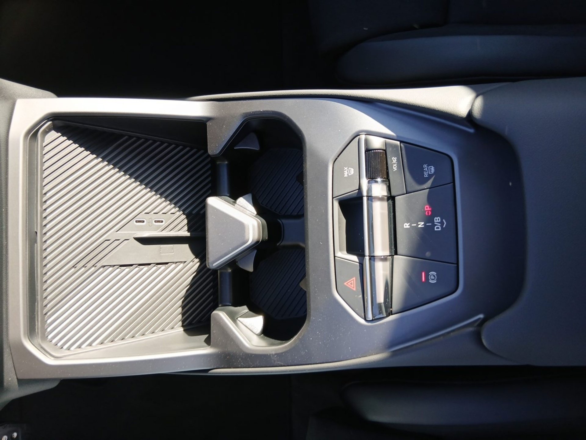 Bild 12 BMW iX3 40 M SPORT PRO PanoramicVision AHK 360° ACC