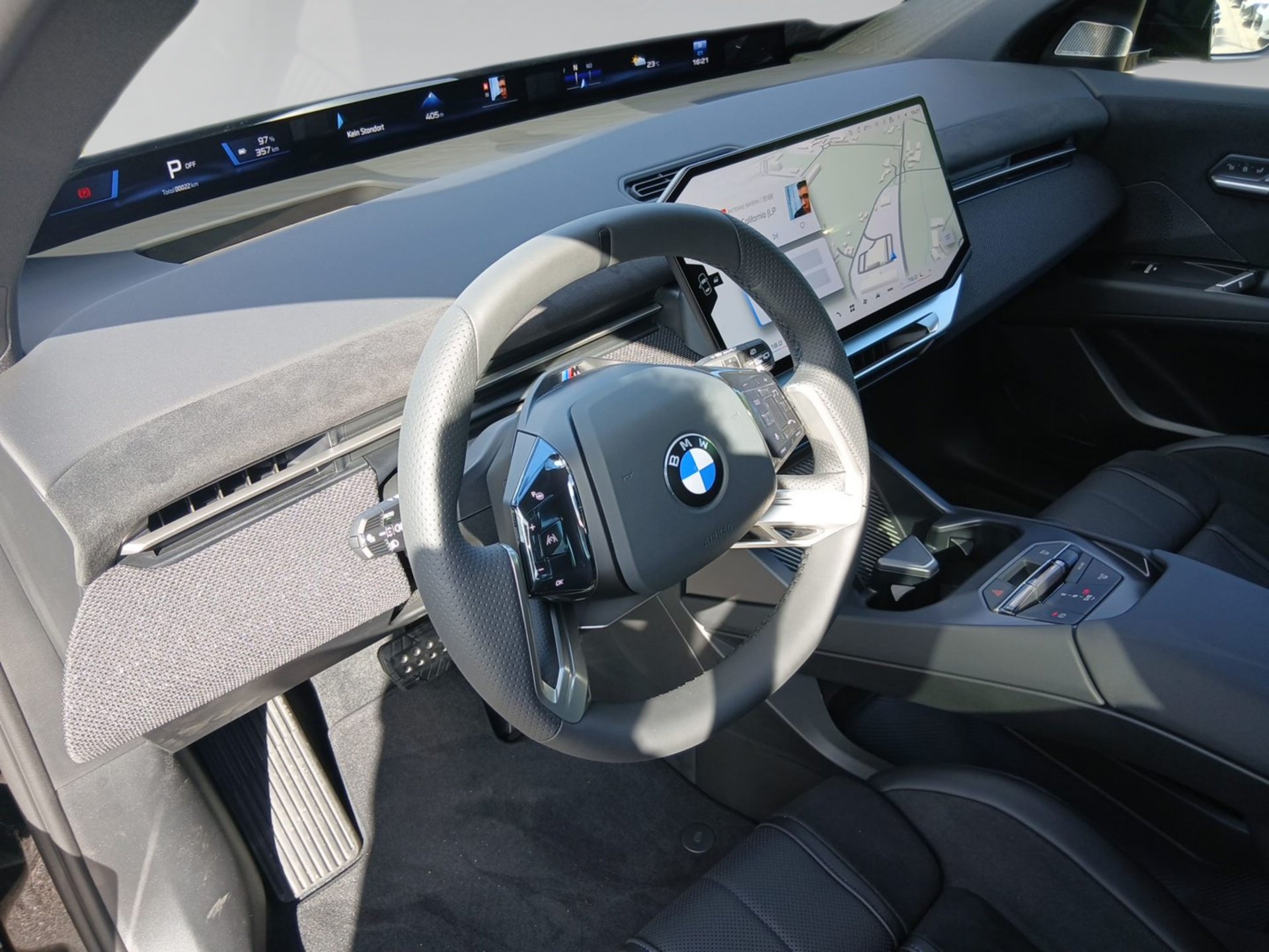 Bild 5 BMW iX3 40 M SPORT PRO PanoramicVision AHK ACC 360°
