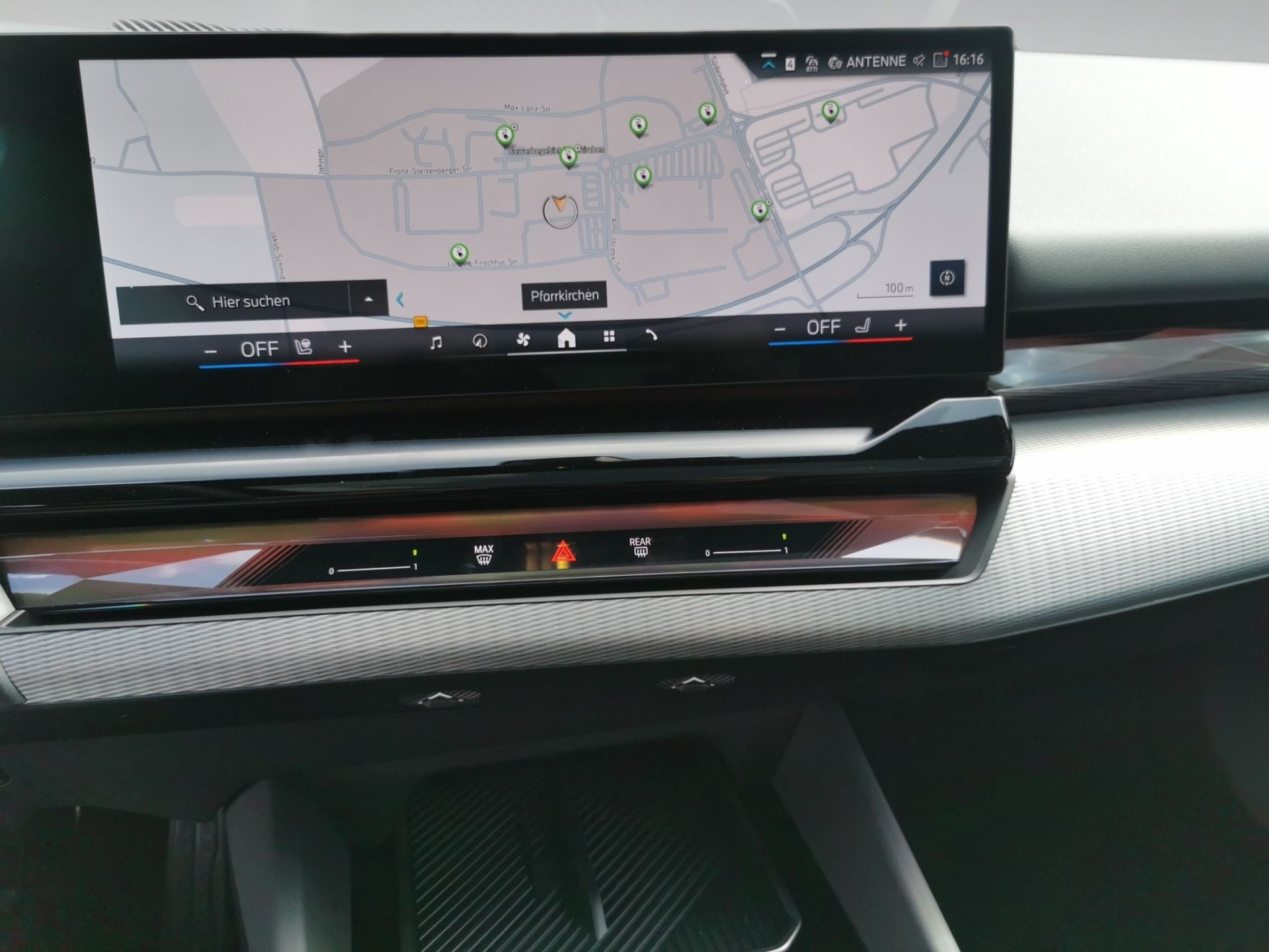 BMW 530e 530e xDrive Touring M SPORT INDIVI TANSANITBLAU (Bild 9)