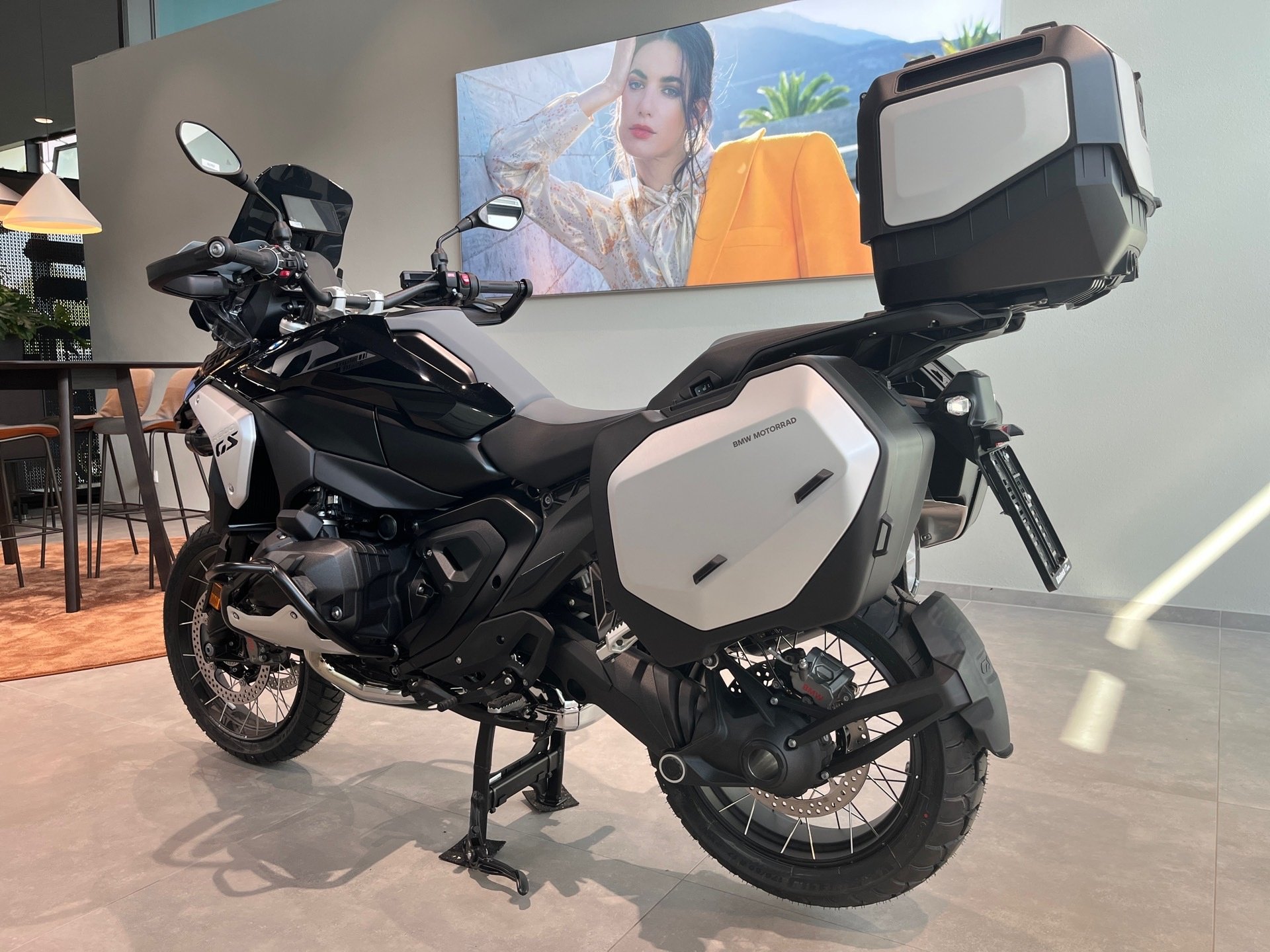 BMW  R 1300 GS Traveller Edition/4.Paket/ASA/Adap.Höhe (Bild 7)
