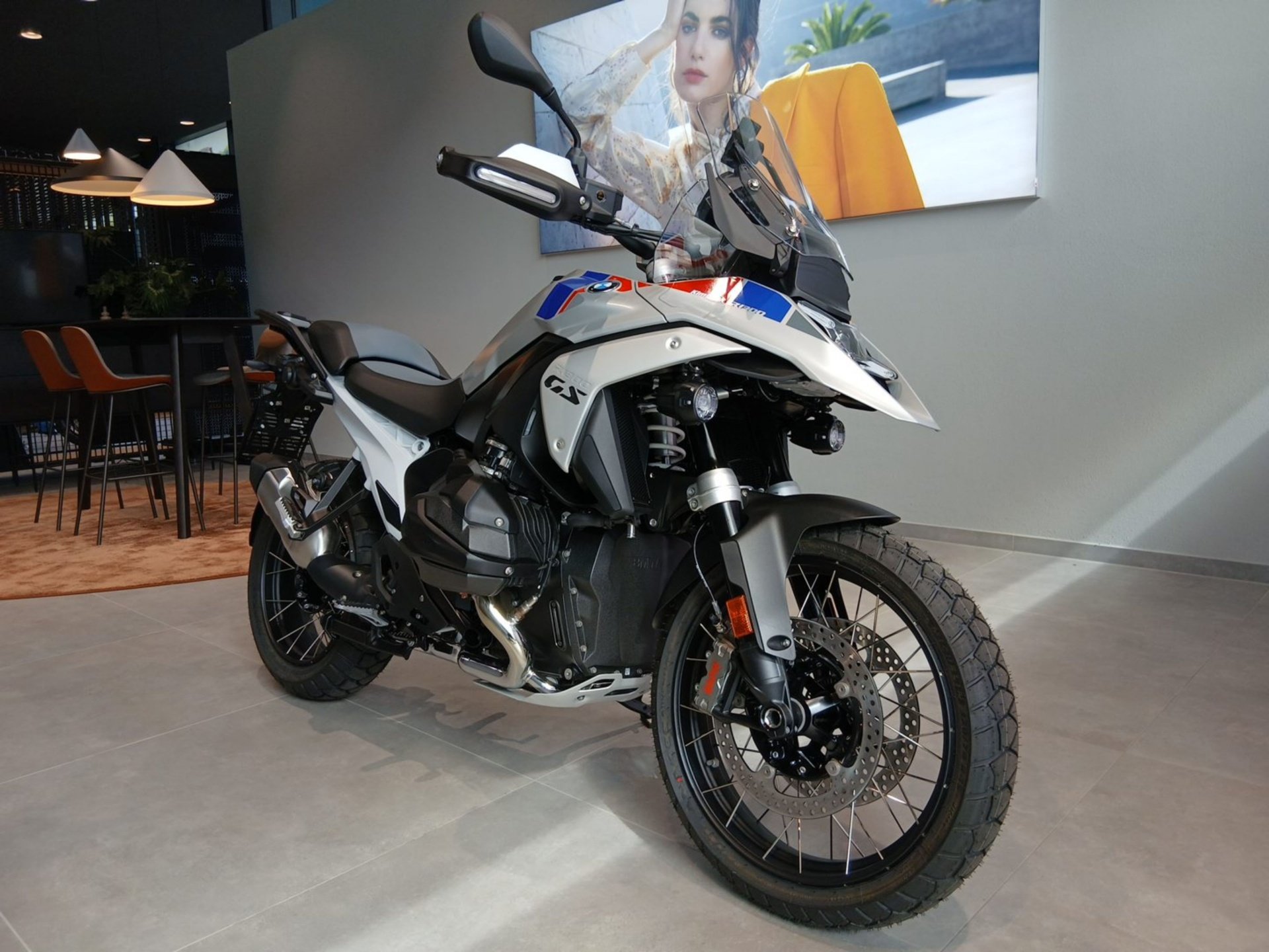 BMW  R 1300 GS (Bild 2)