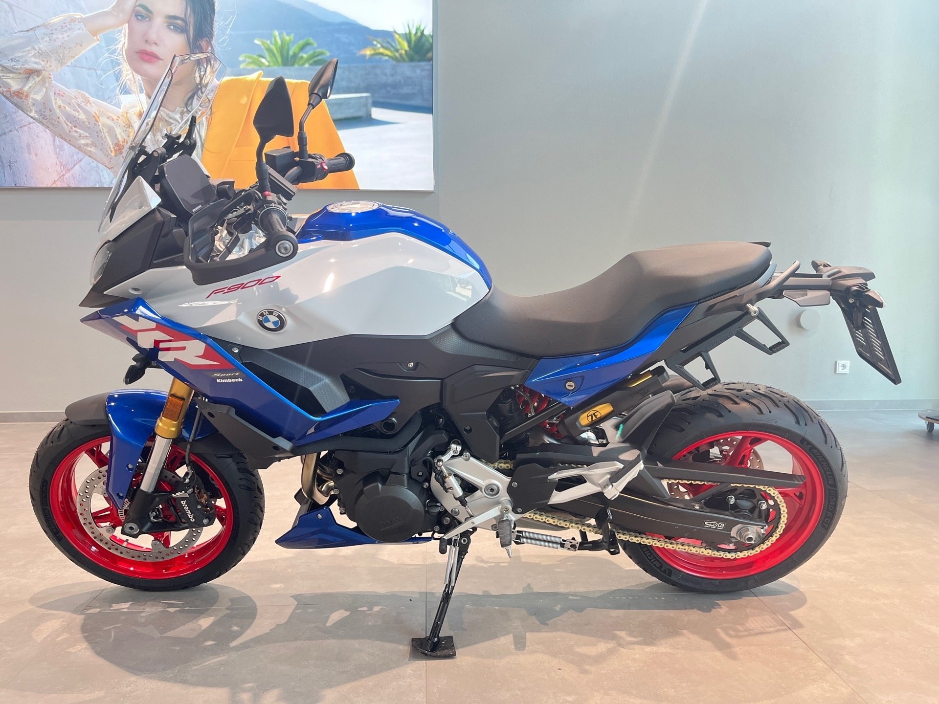 Bild 6 BMW F 900 XR Komfort/Dynamic-Paket/M-Endurance
