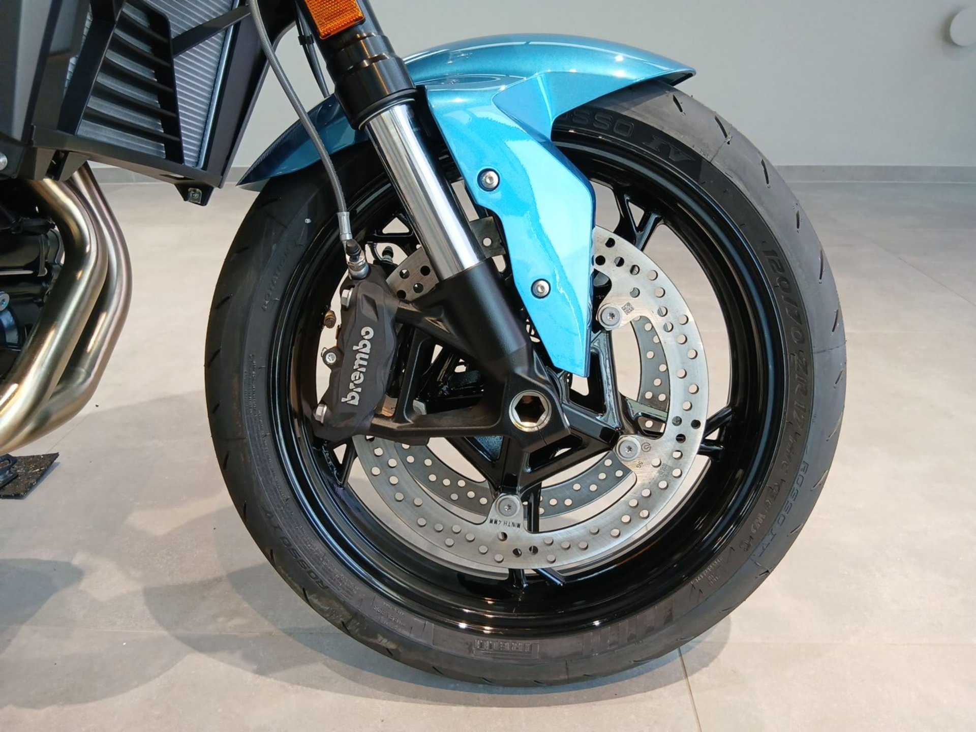 Bild 12 BMW F 900 R Dynamic/Komfort/M-Endurance