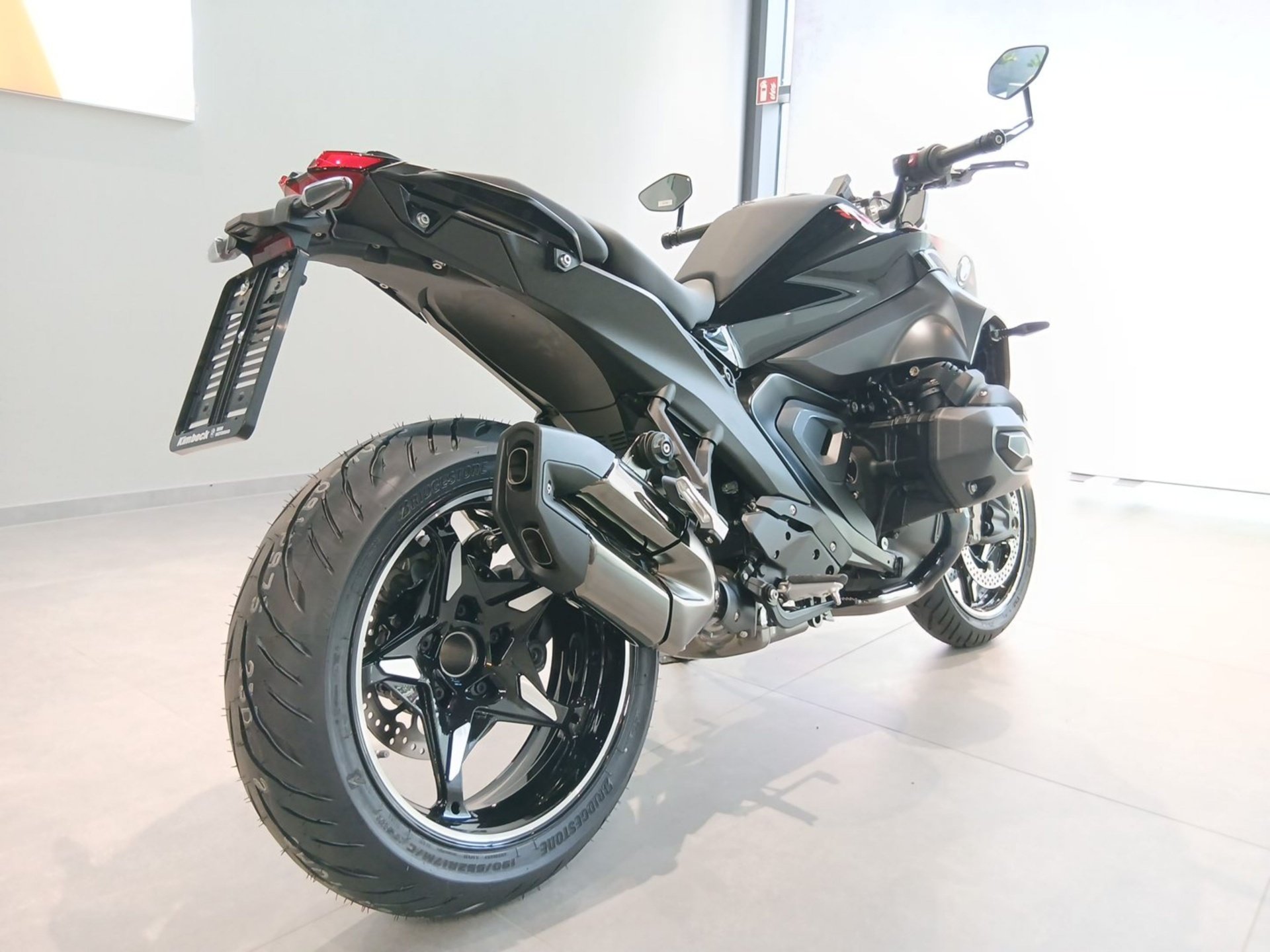 Bild 10 BMW R 1300 R Opt.719 3.Pakete/ASA/Fräßteile