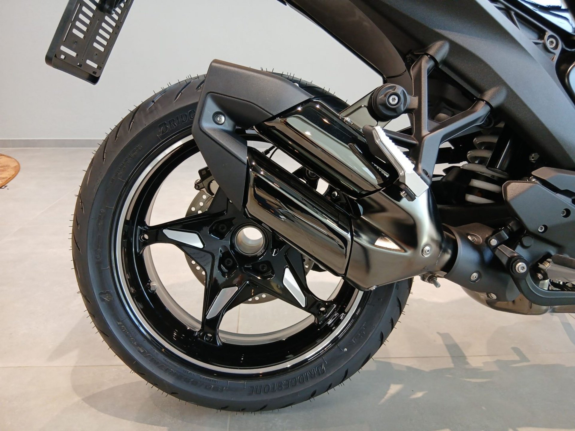 Bild 13 BMW R 1300 R Opt.719 3.Pakete/ASA/Fräßteile