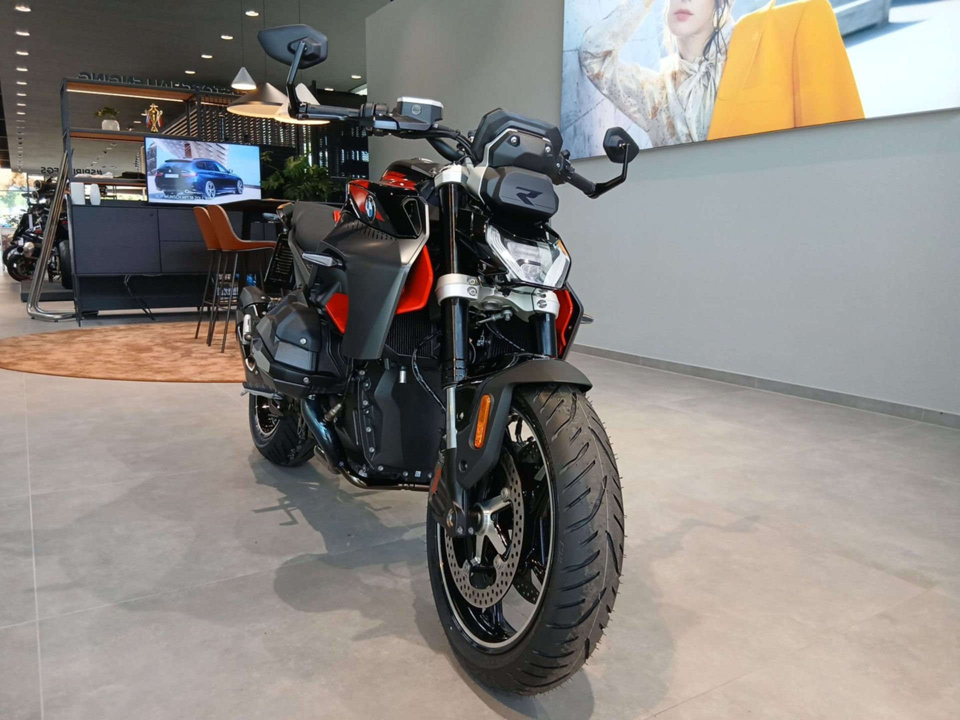 Bild 4 BMW R 1300 R Opt.719 3.Pakete/ASA/Fräßteile