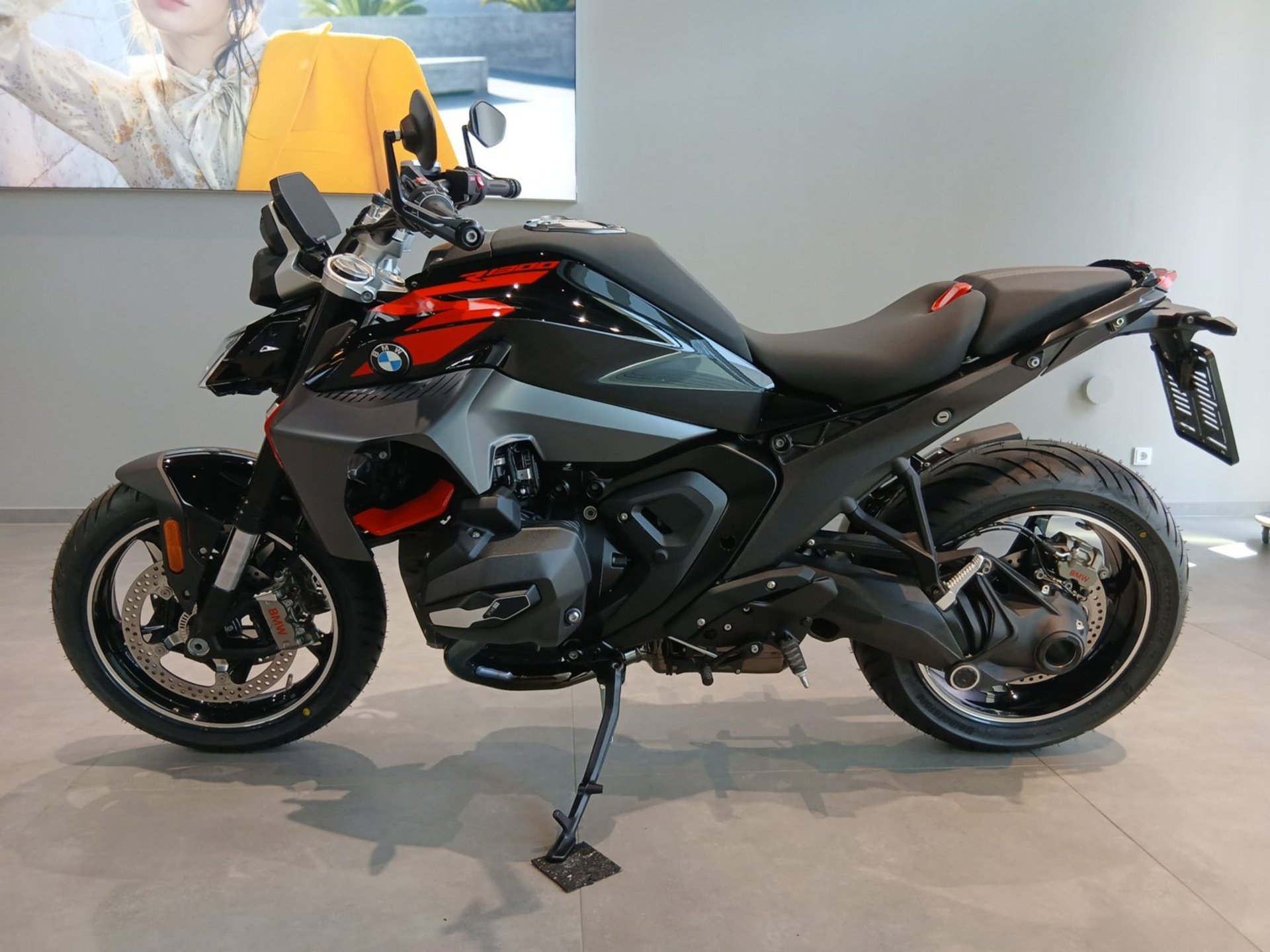 Bild 6 BMW R 1300 R Opt.719 3.Pakete/ASA/Fräßteile