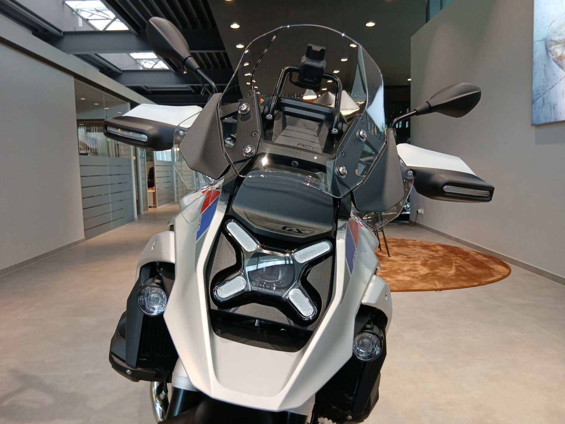 BMW  R 1300 GS (Bild 11)