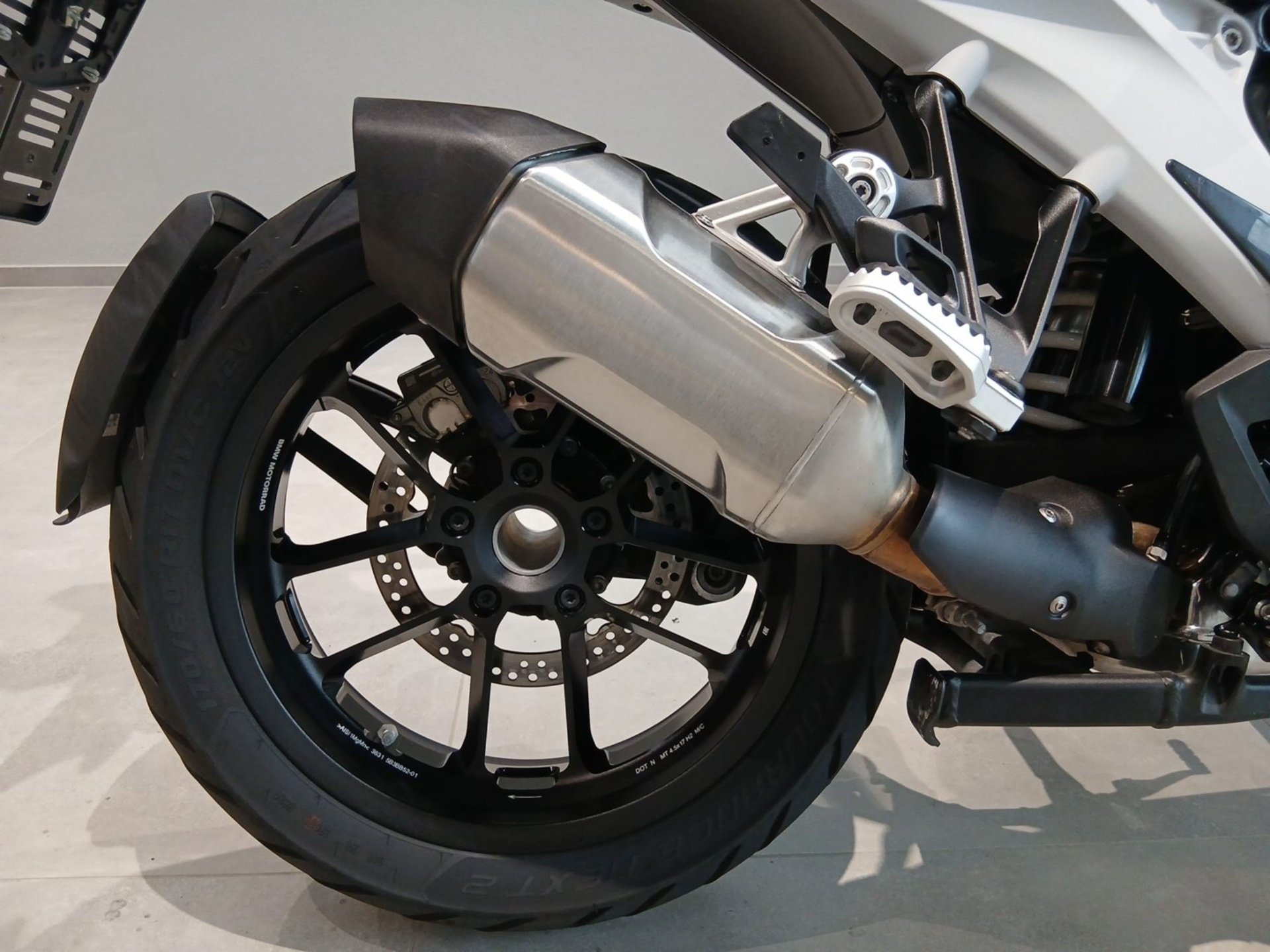 BMW  R 1300 GS 4.Pakete/Adapt.Höhe/Enduro.Rad/Trophy (Bild 13)
