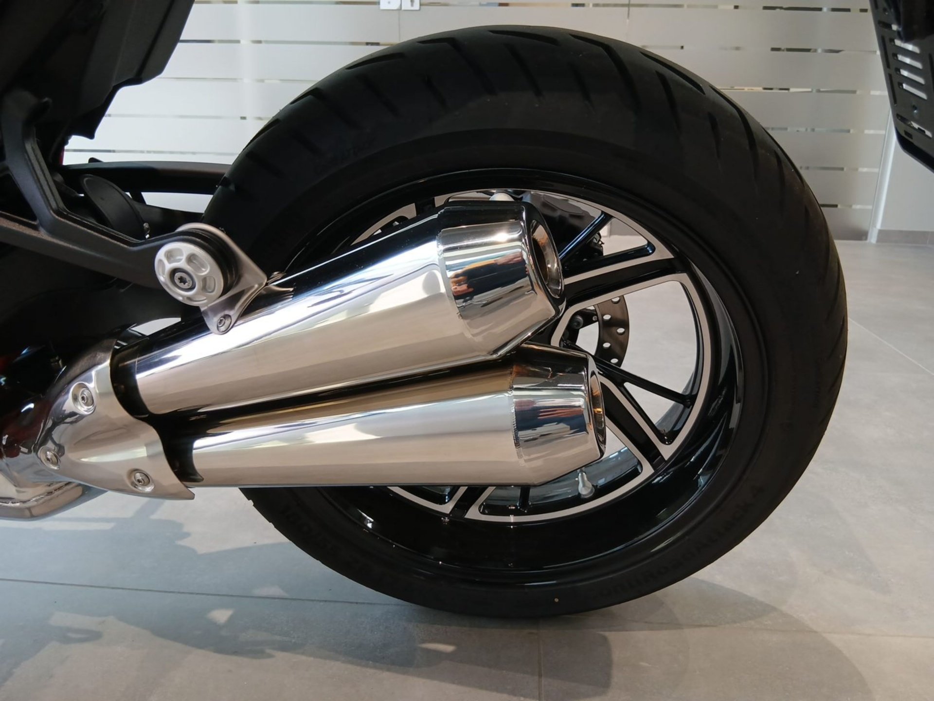 BMW  R 12 nineT Opt.719 /Solo-Heck/Komfort-Paket (Bild 13)