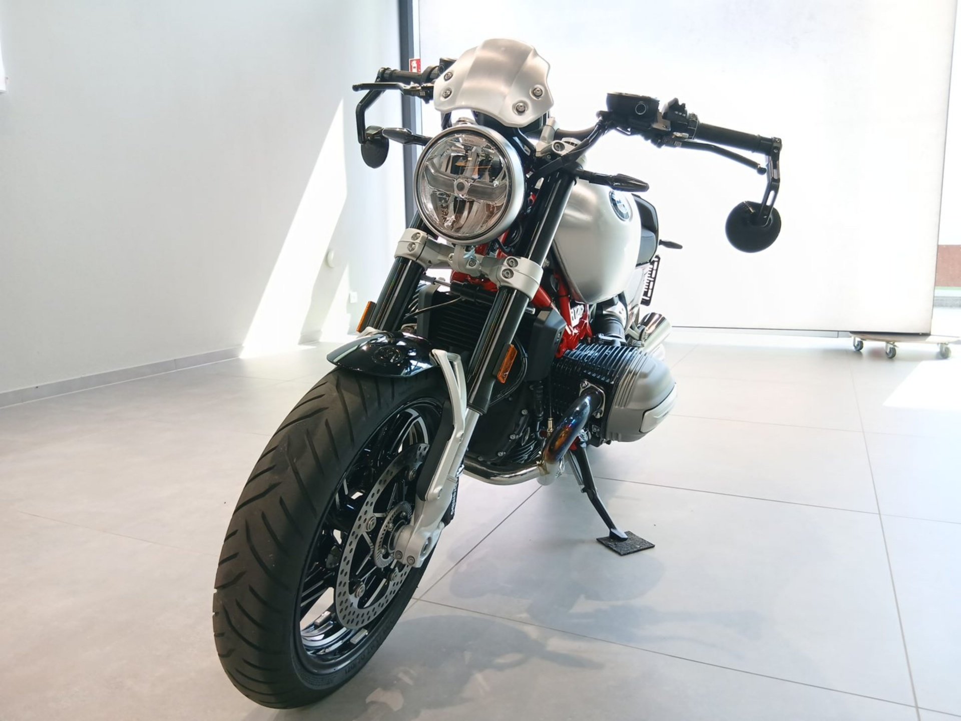 BMW  R 12 nineT Opt.719 /Solo-Heck/Komfort-Paket (Bild 4)