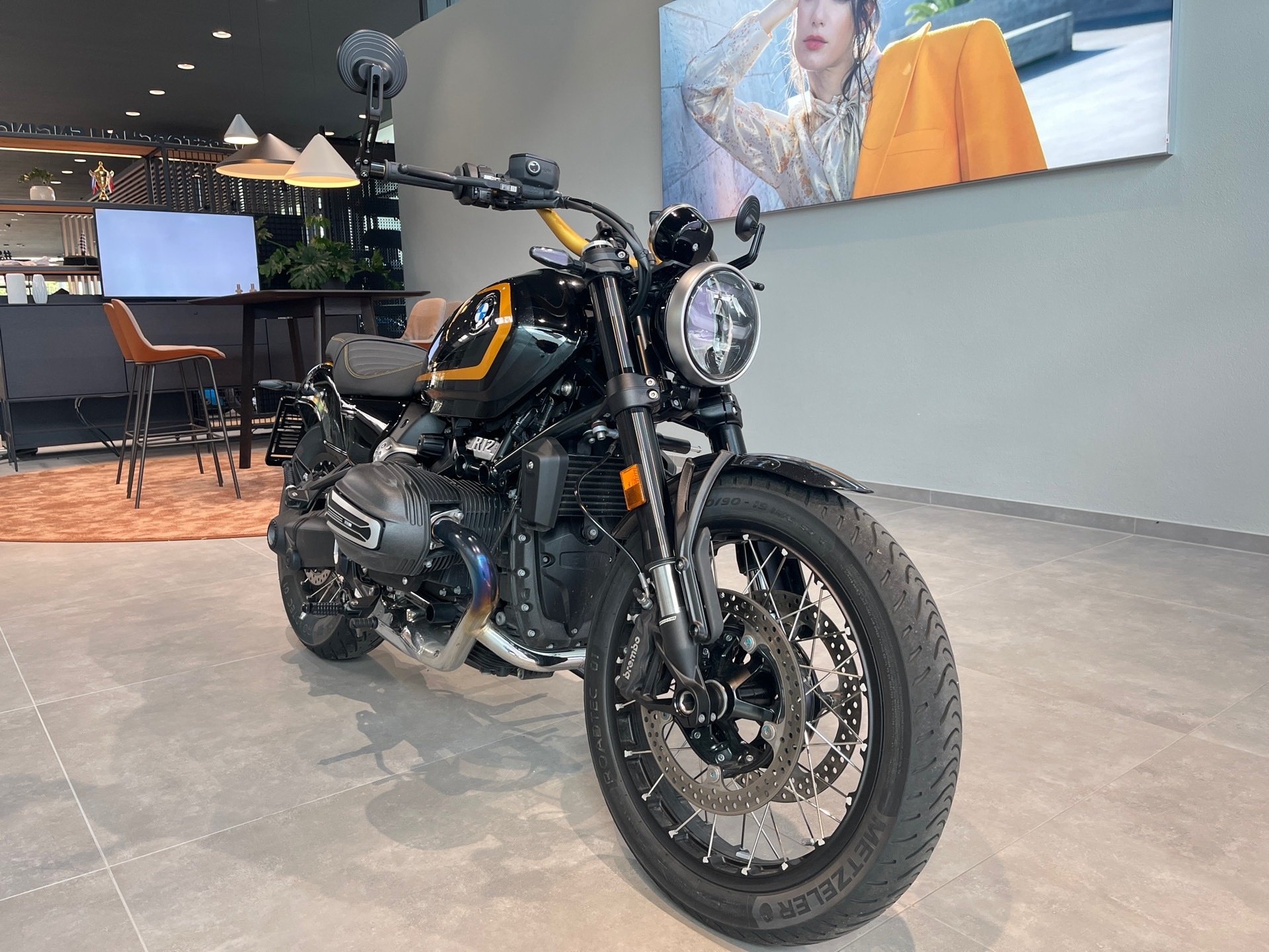 Bild 3 BMW R 12 Opt.719/Komfort.Pak/Rad719/Fräßteile