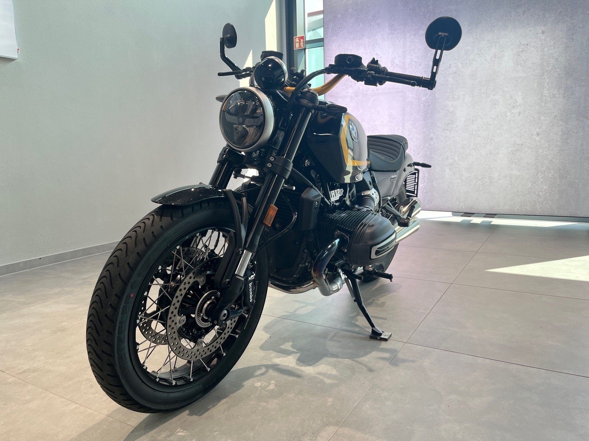 Bild 4 BMW R 12 Opt.719/Komfort.Pak/Rad719/Fräßteile