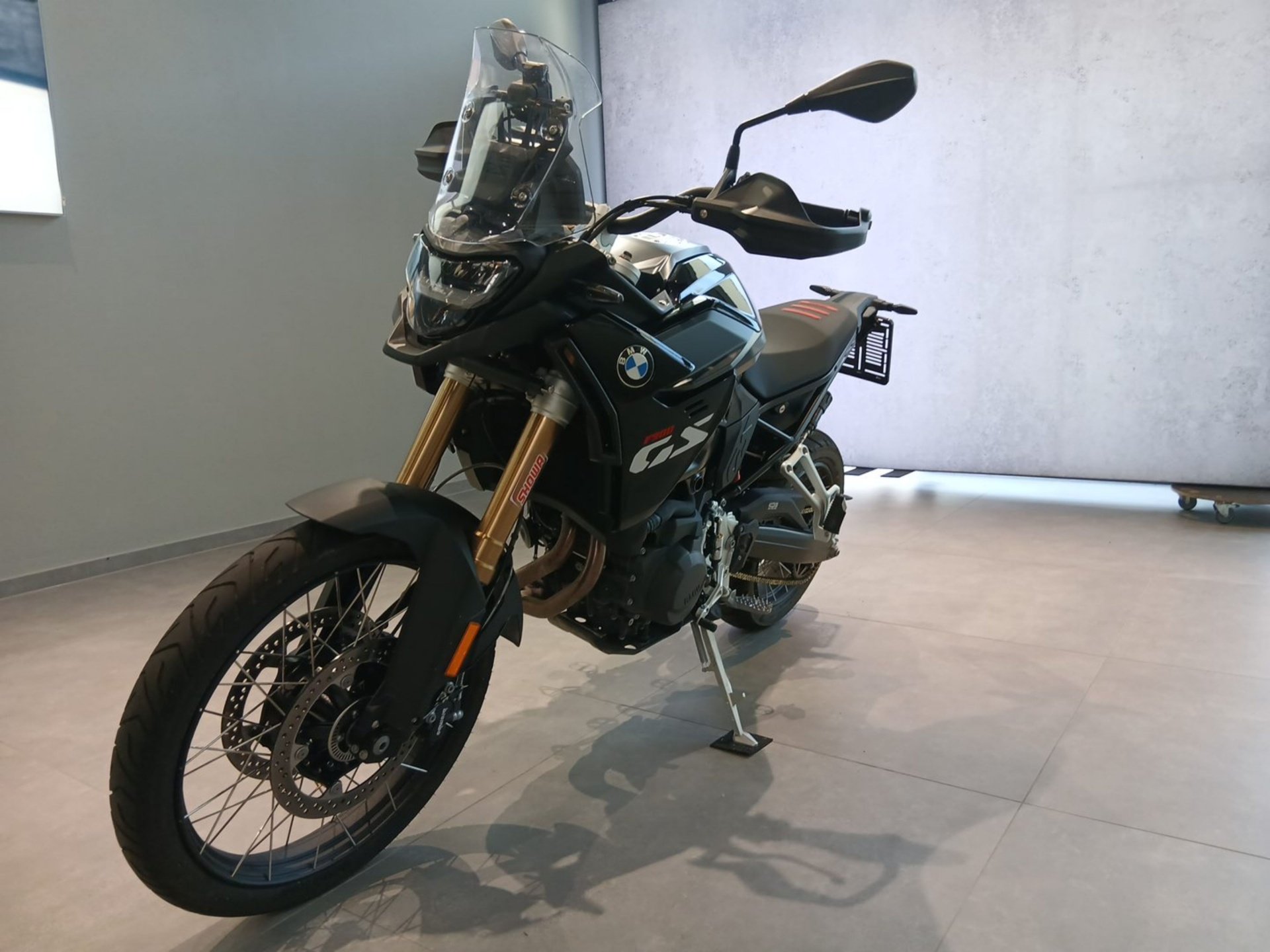 Bild 4 BMW F 900 GS Dynamic/Enduro-Paket/M-Endurance