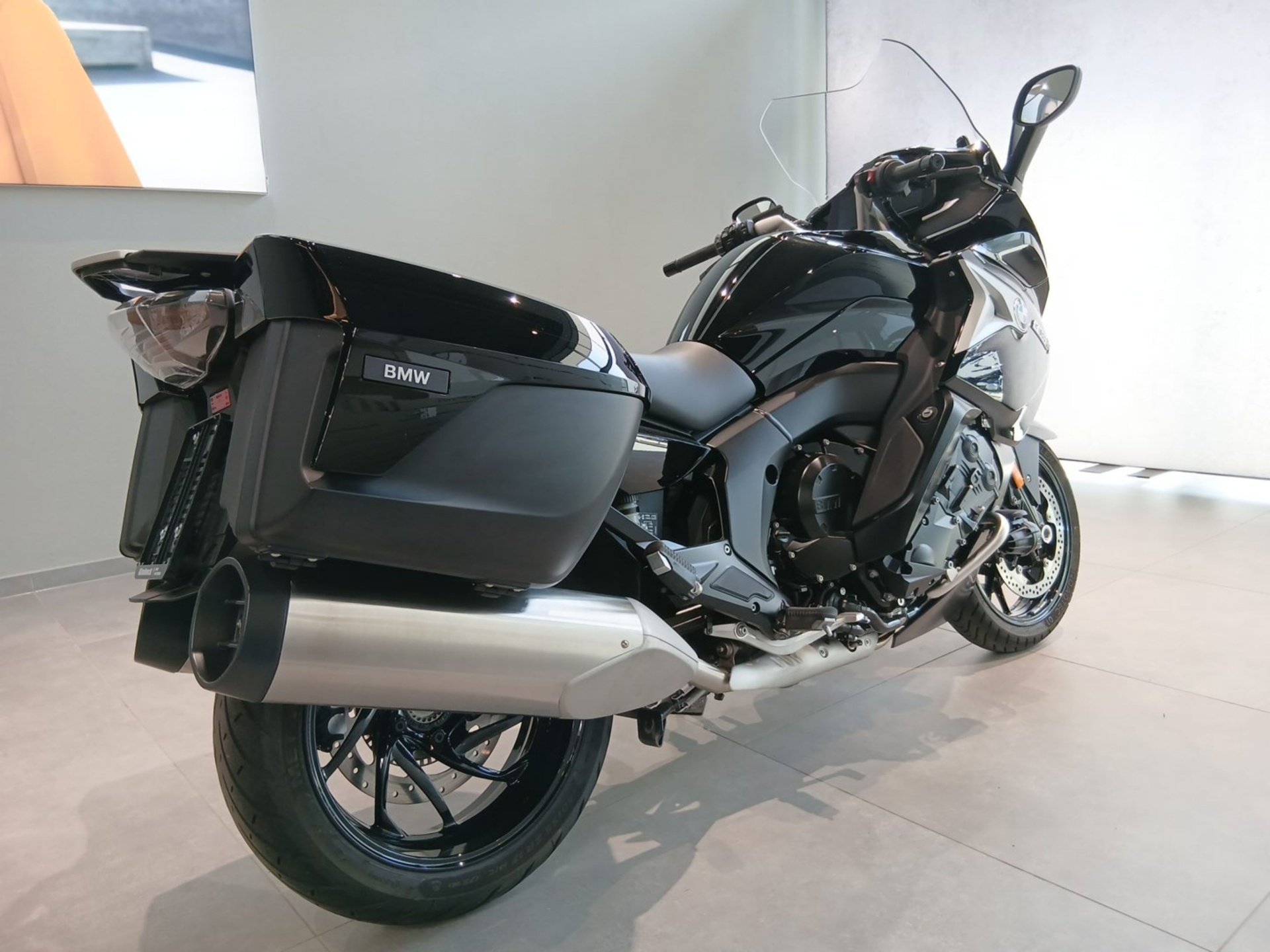 BMW  K 1600 GT Komfort/Touring/DAB-Radio/DWA/Zus.Schei (Bild 10)