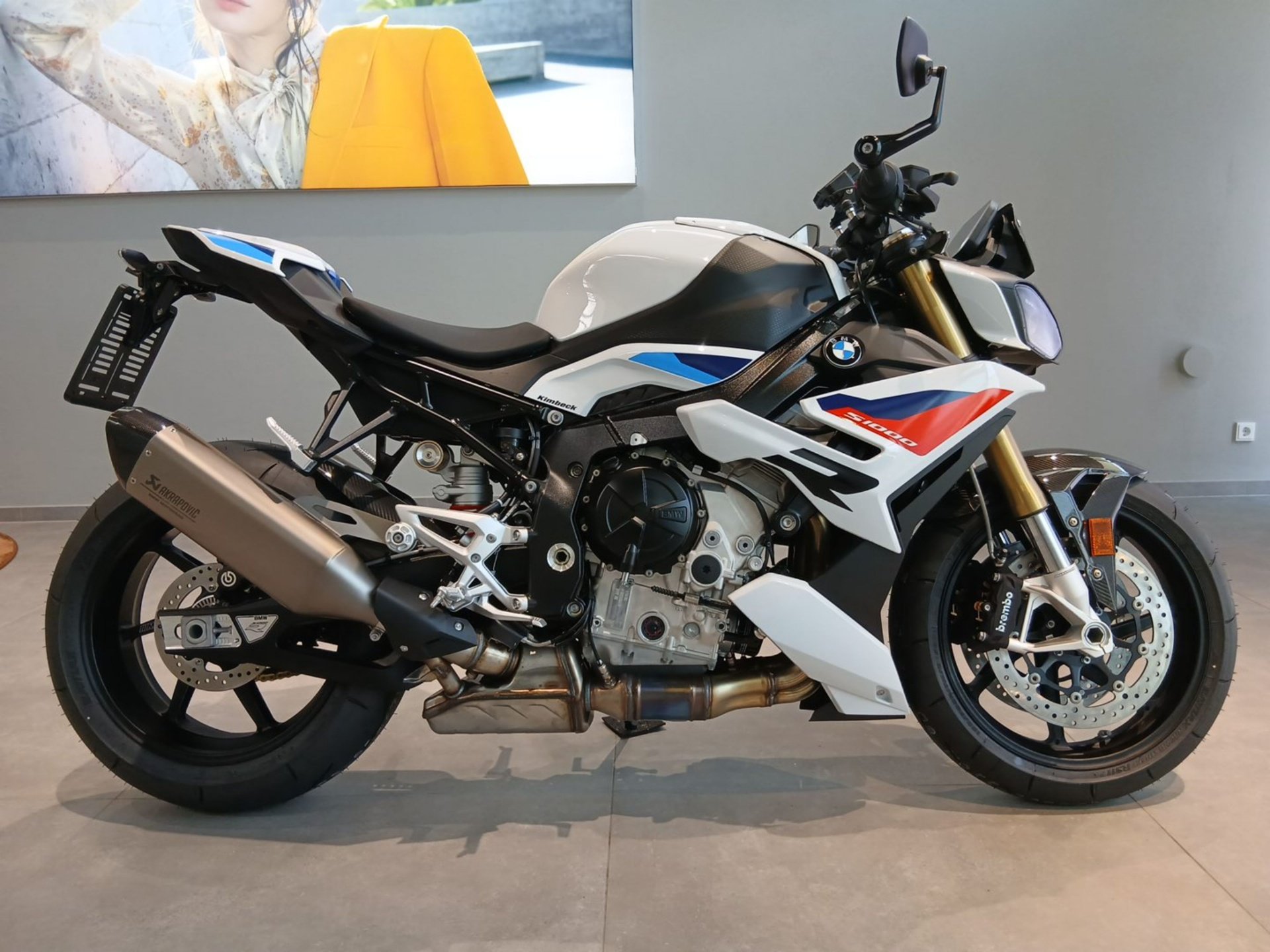 BMW  S 1000 R M/Komf/Dyna/Carbon.Paket/Tages.Zul.1Km (Bild 1)