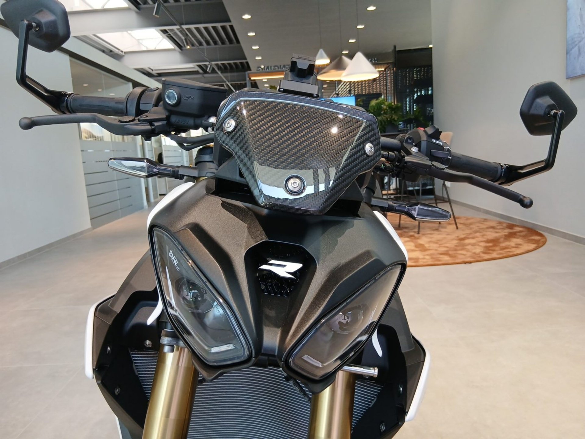 BMW  S 1000 R M/Komf/Dyna/Carbon.Paket/Tages.Zul.1Km (Bild 11)