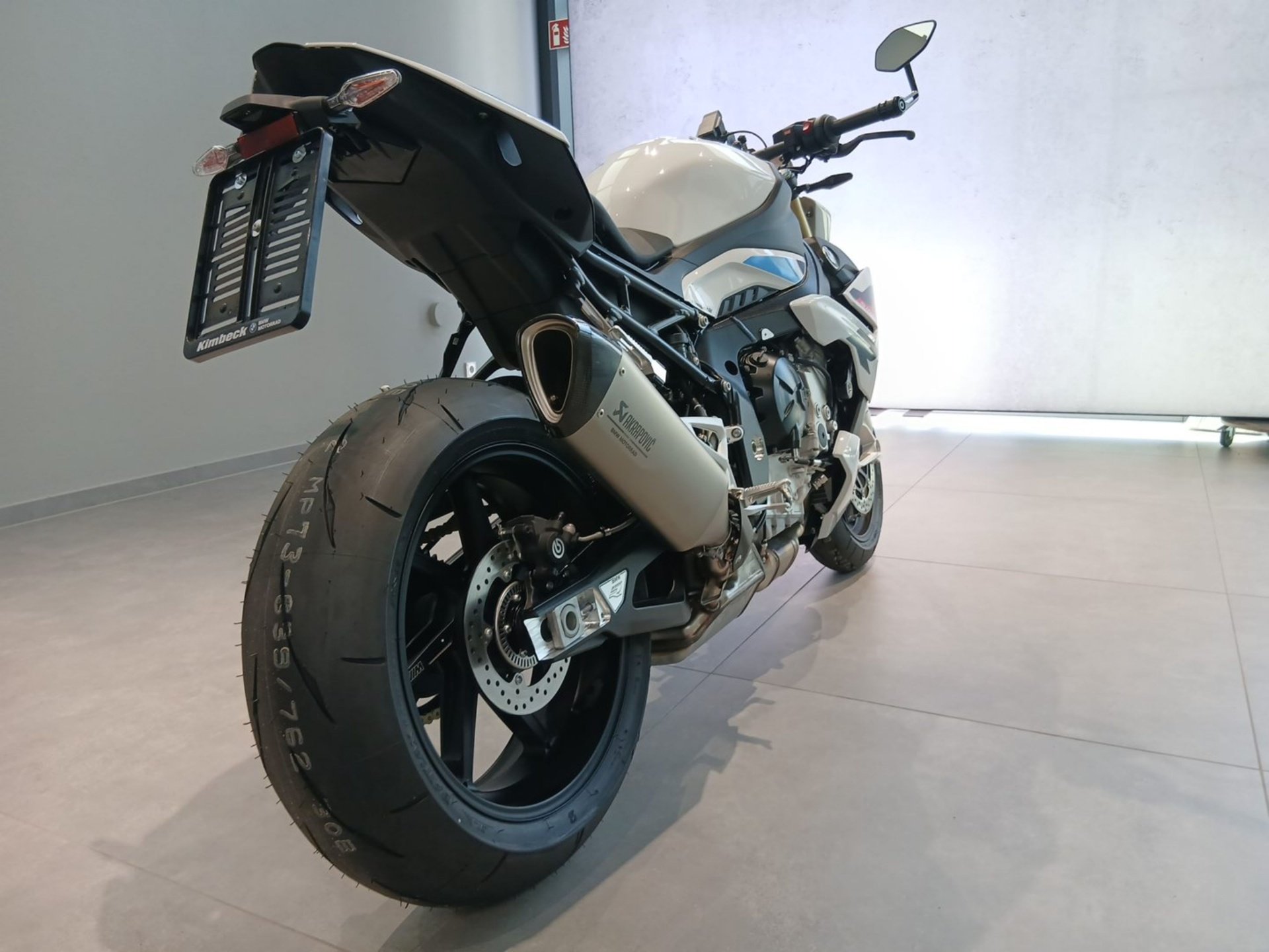 BMW  S 1000 R M/Komf/Dyna/Carbon.Paket/Tages.Zul.1Km (Bild 9)