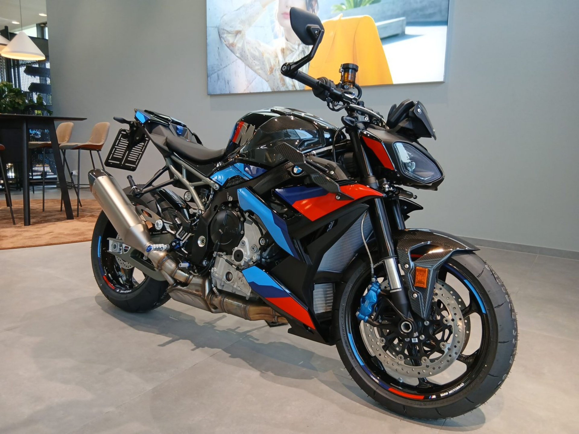 BMW  M 1000 R Competition 1.Km Tageszulassung (Bild 2)