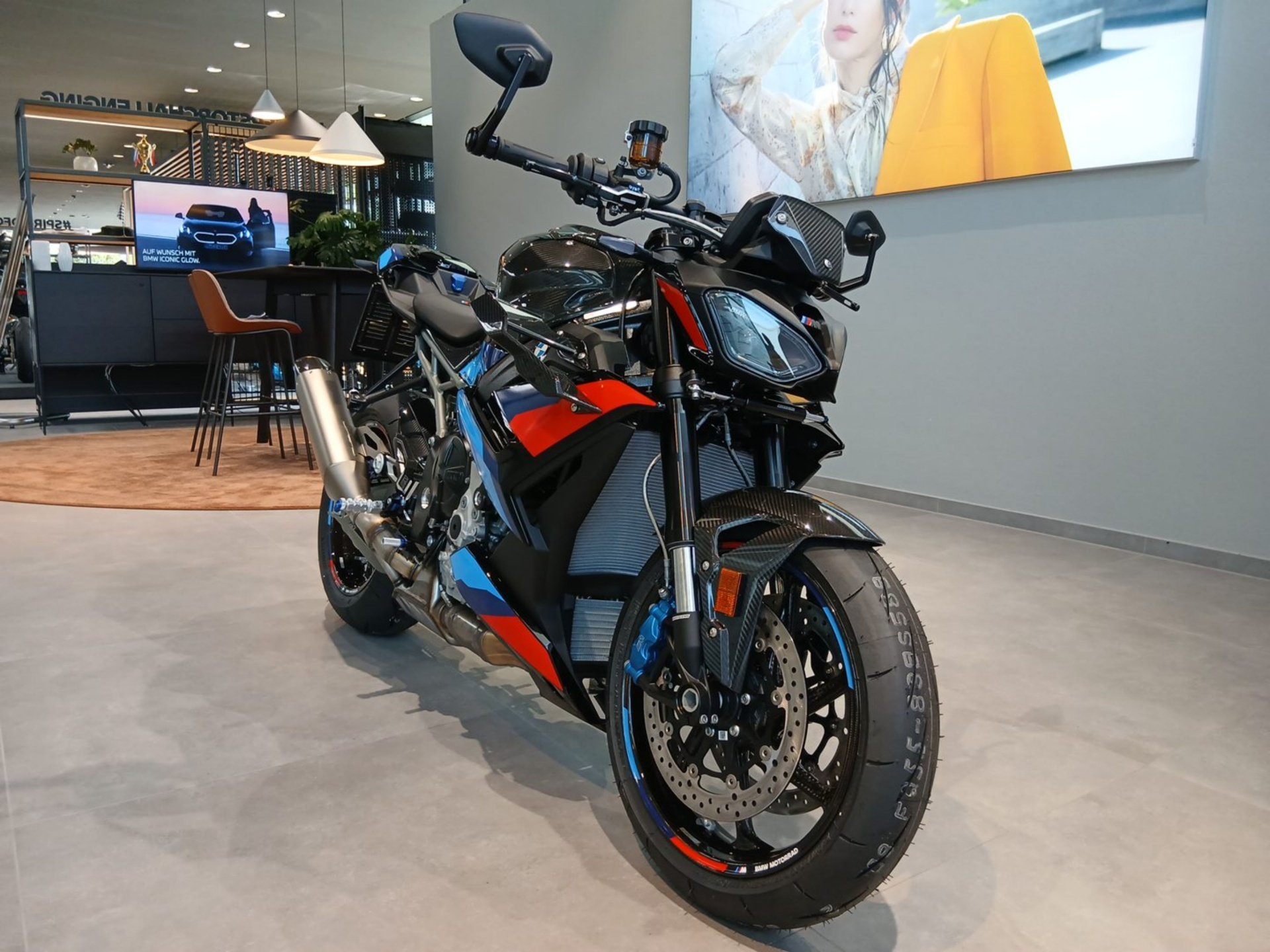 BMW  M 1000 R Competition 1.Km Tageszulassung (Bild 3)