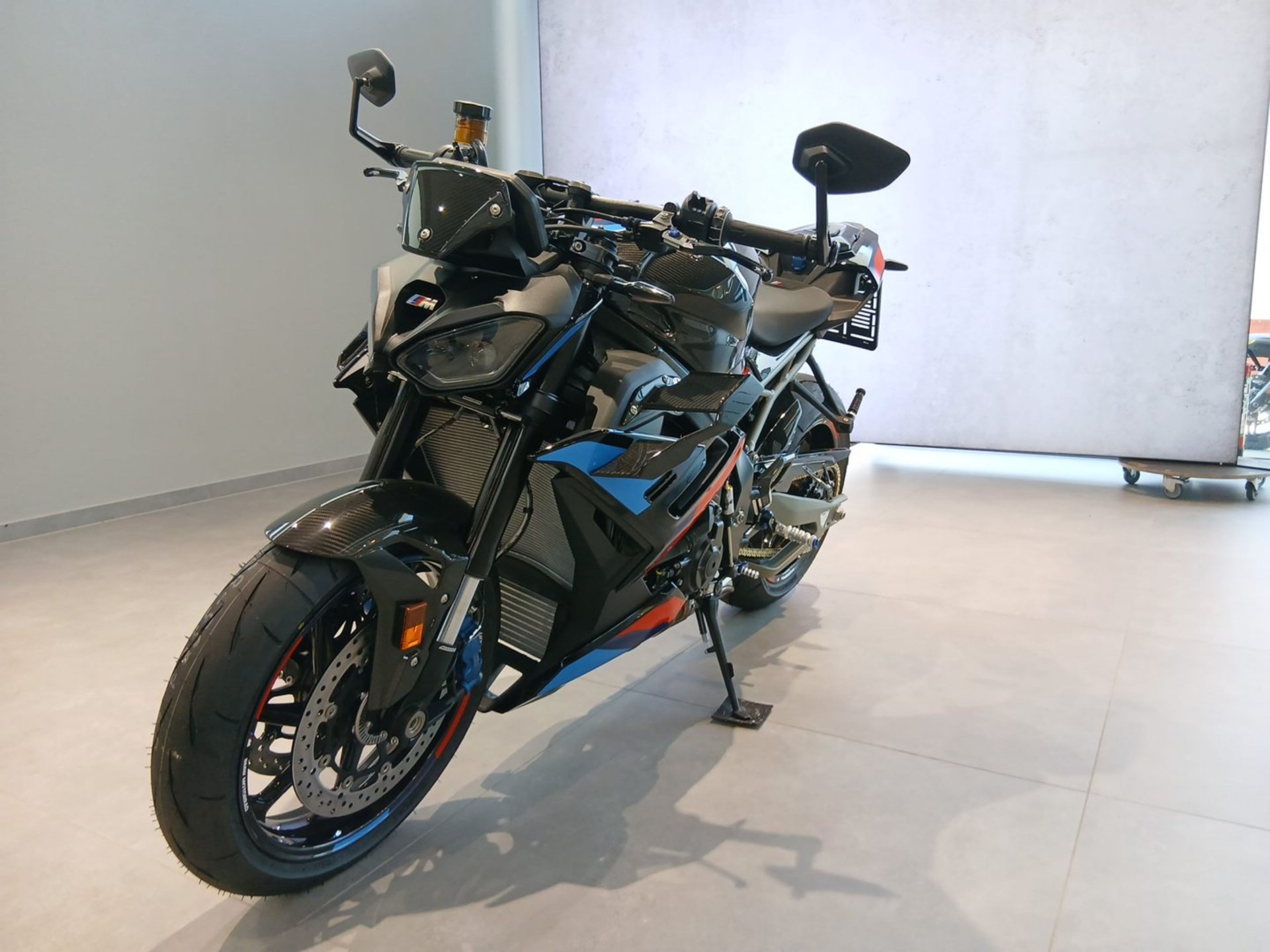 BMW  M 1000 R Competition 1.Km Tageszulassung (Bild 4)