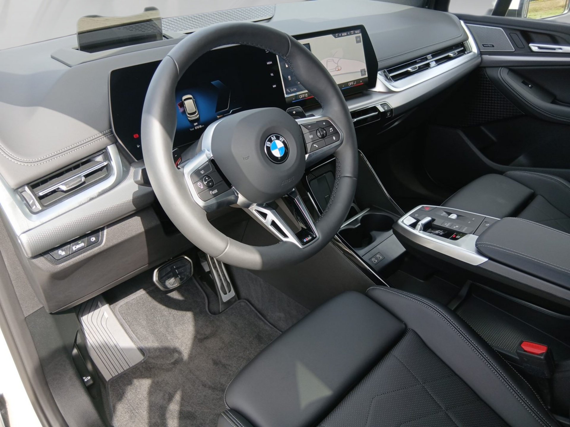 BMW 220i 220i Active Tourer M SPORT ACC HeadU 360° Aktivsi (Bild 5)