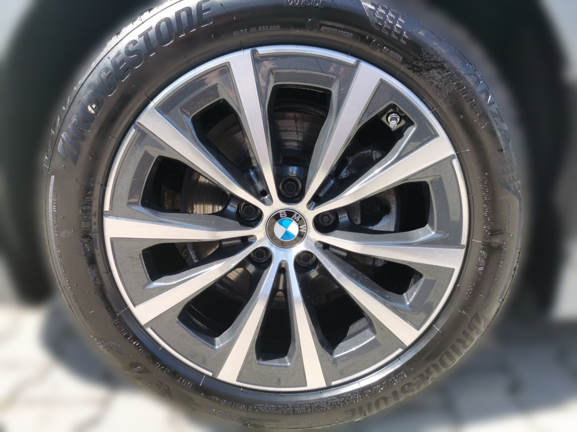 BMW 320i 320i Touring HeadU 360° KeyLess AHK HiFi DrivingA (Bild 3)