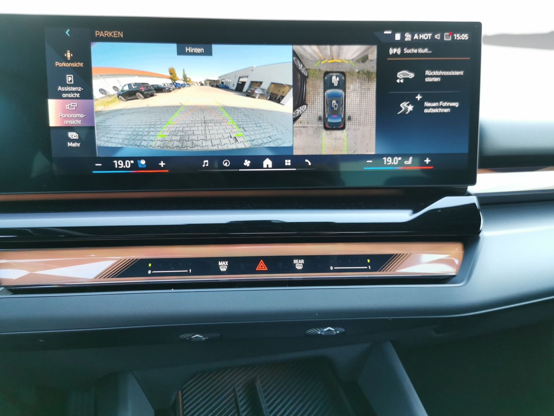 Bild 10 BMW 520d xDrive Limousine ACC 360° HeadUp Pano H&K