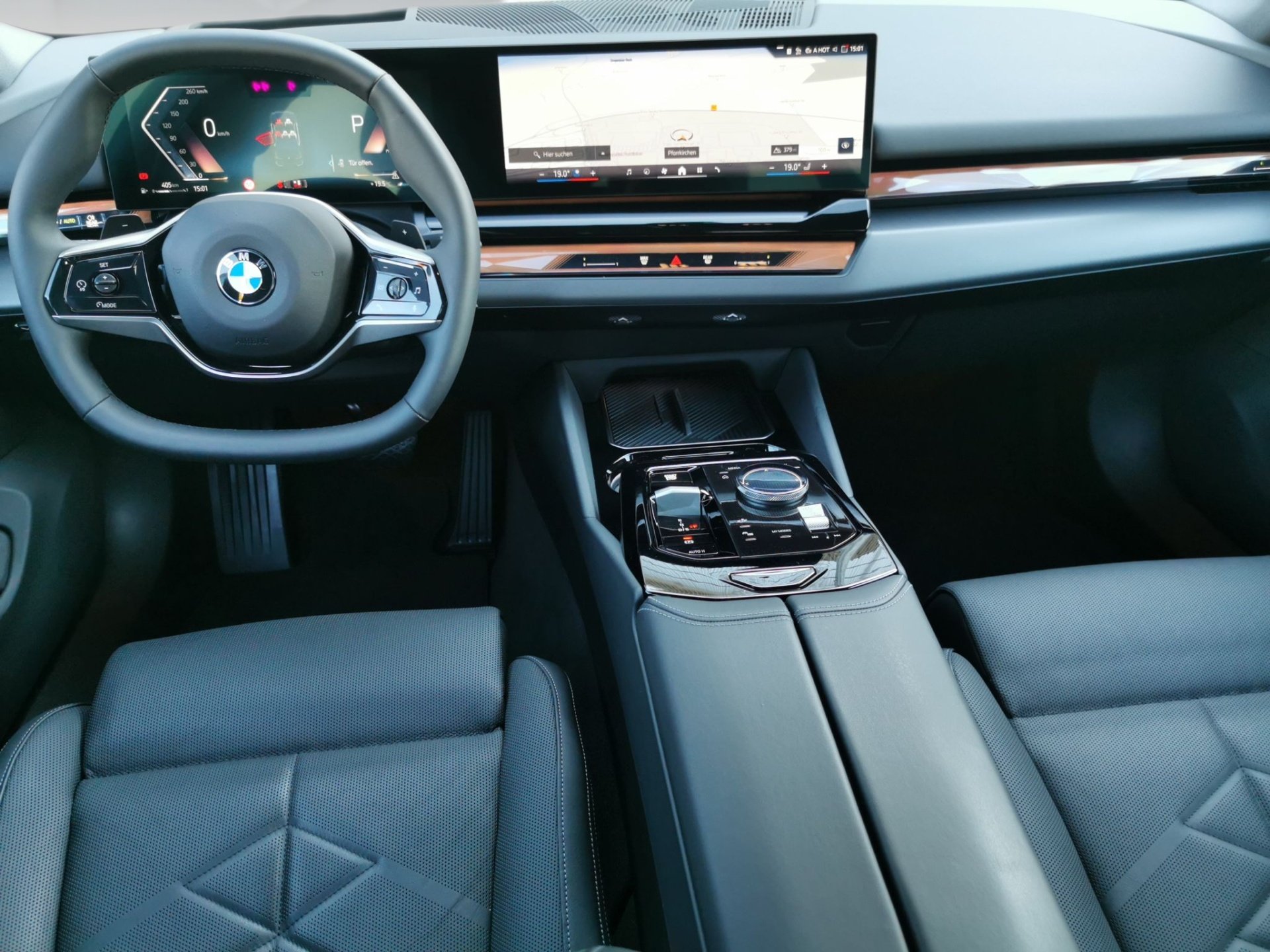 Bild 7 BMW 520d xDrive Limousine ACC 360° HeadUp Pano H&K