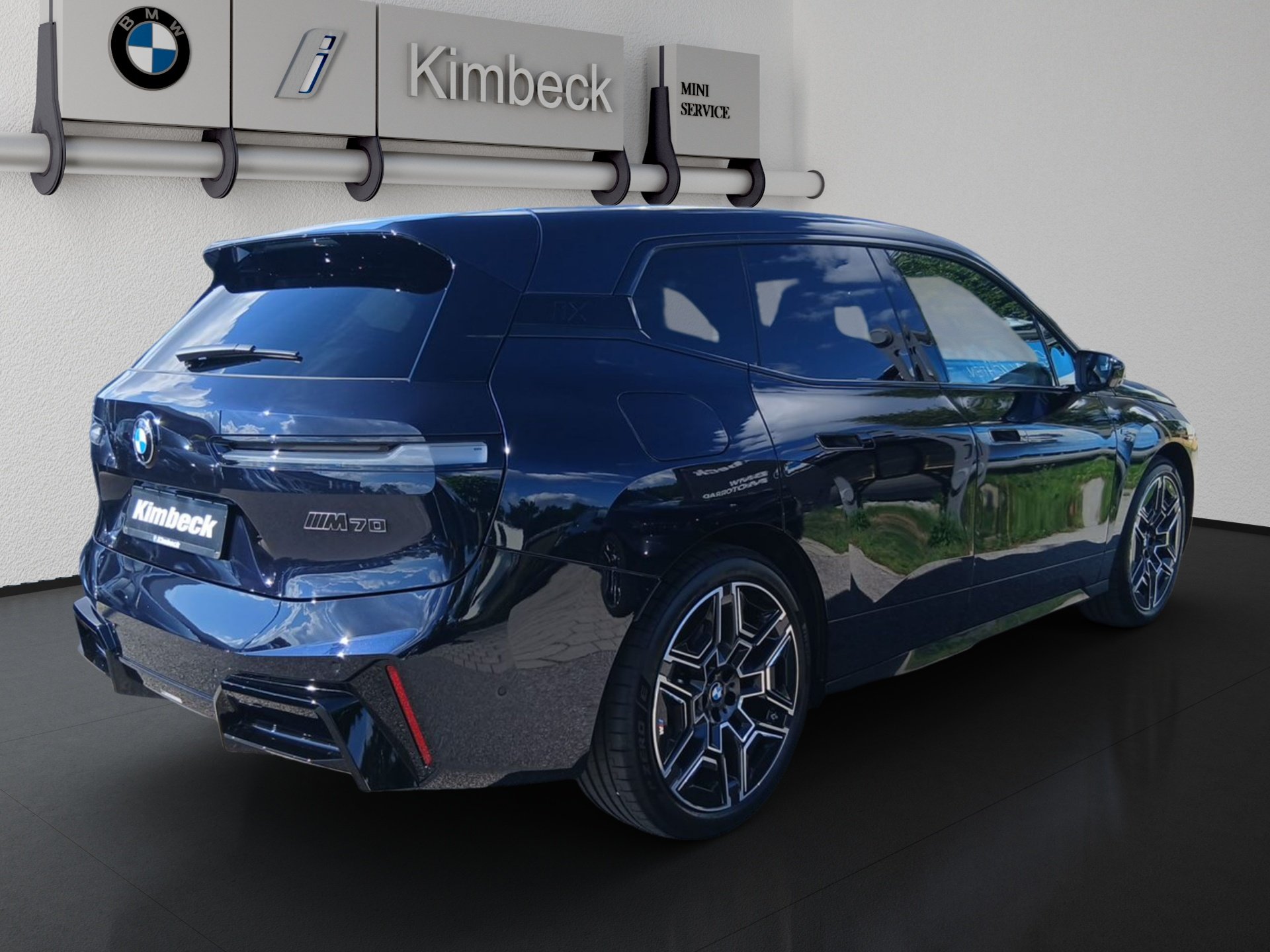 BMW iX M70 xDrive M SPORT PRO 360° Sitzbelüf Allradle iX M70 xDrive M SPORT PRO 360° Sitzbelüf Allradle (Bild 3)