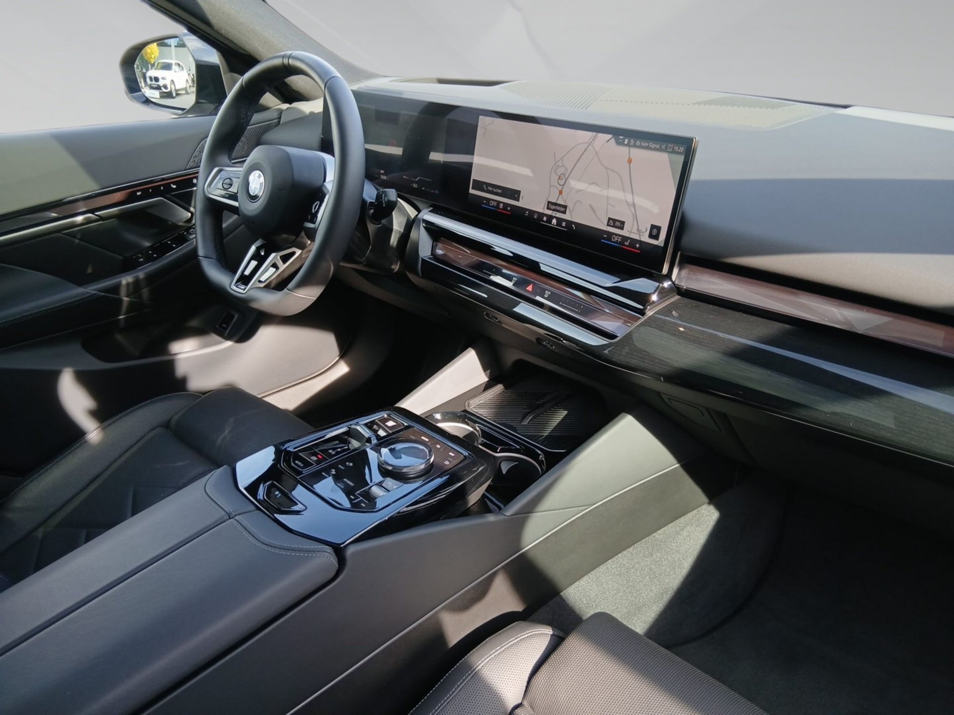 Bild 6 BMW 540d xDrive Touring M SPORT Sitzbelüft Standhzg