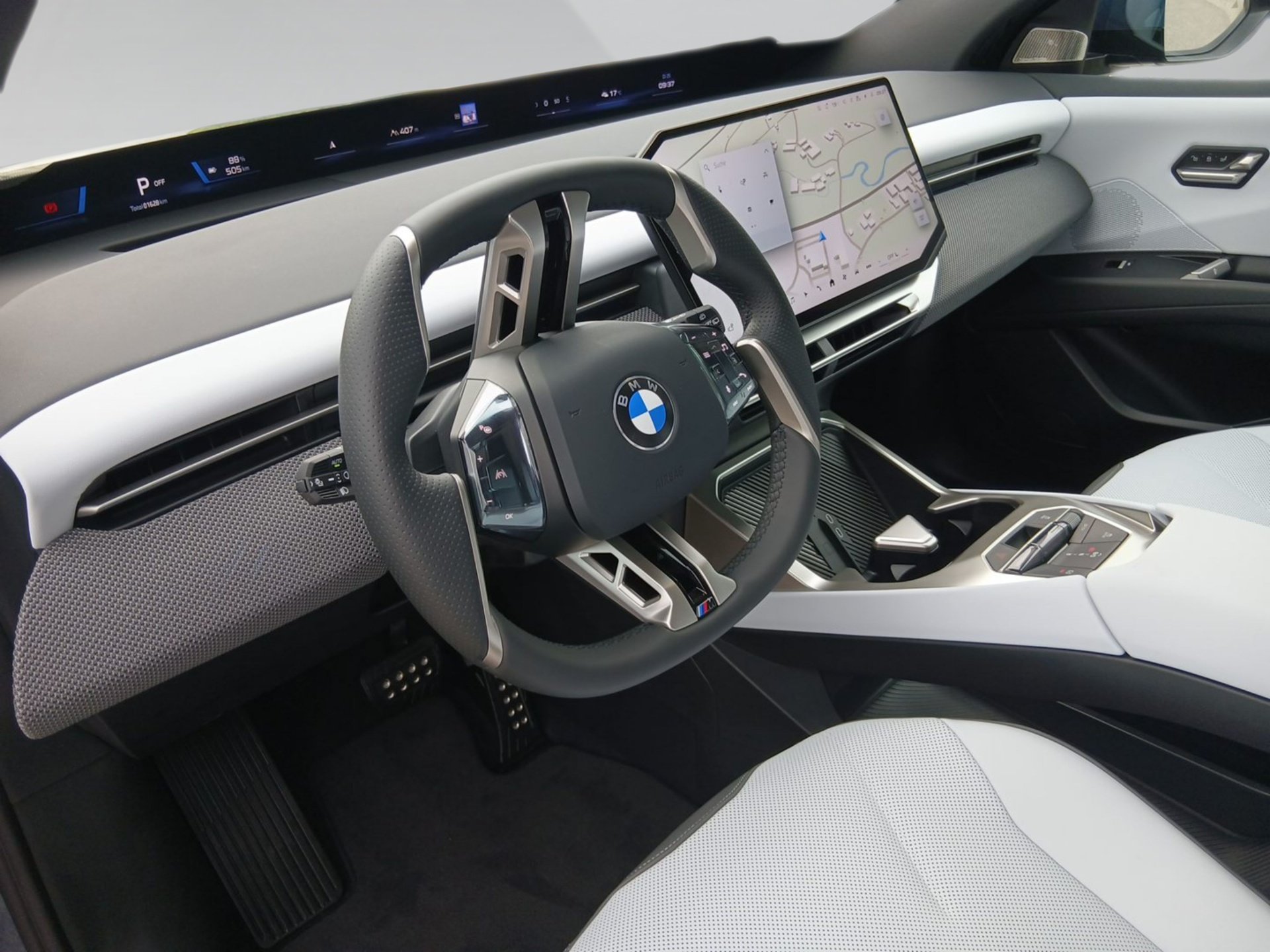 BMW iX3 50 xDrive M SPORT PanoramicVision ACC 360° iX3 50 xDrive M SPORT PanoramicVision ACC 360° (Bild 5)