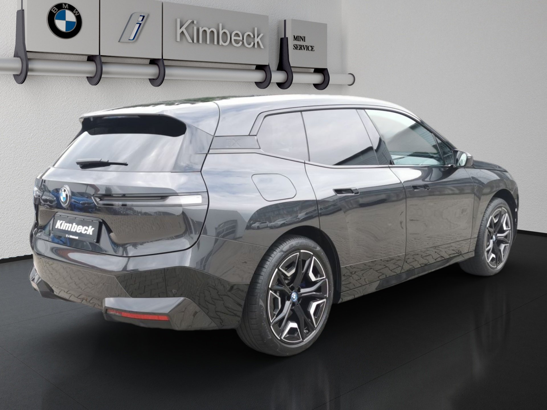 Bild 2 BMW iX xDrive40 M SPORT SoftClose Sitzbelüft Luftfed