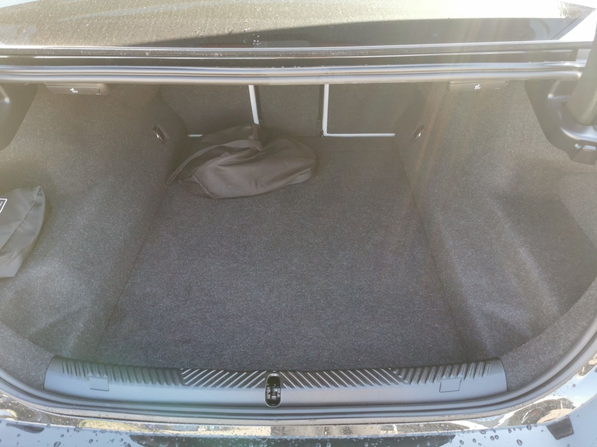 Bild 11 BMW M5 Limousine Sitzbelüft Pano AHK 360° Bowers&Wilk