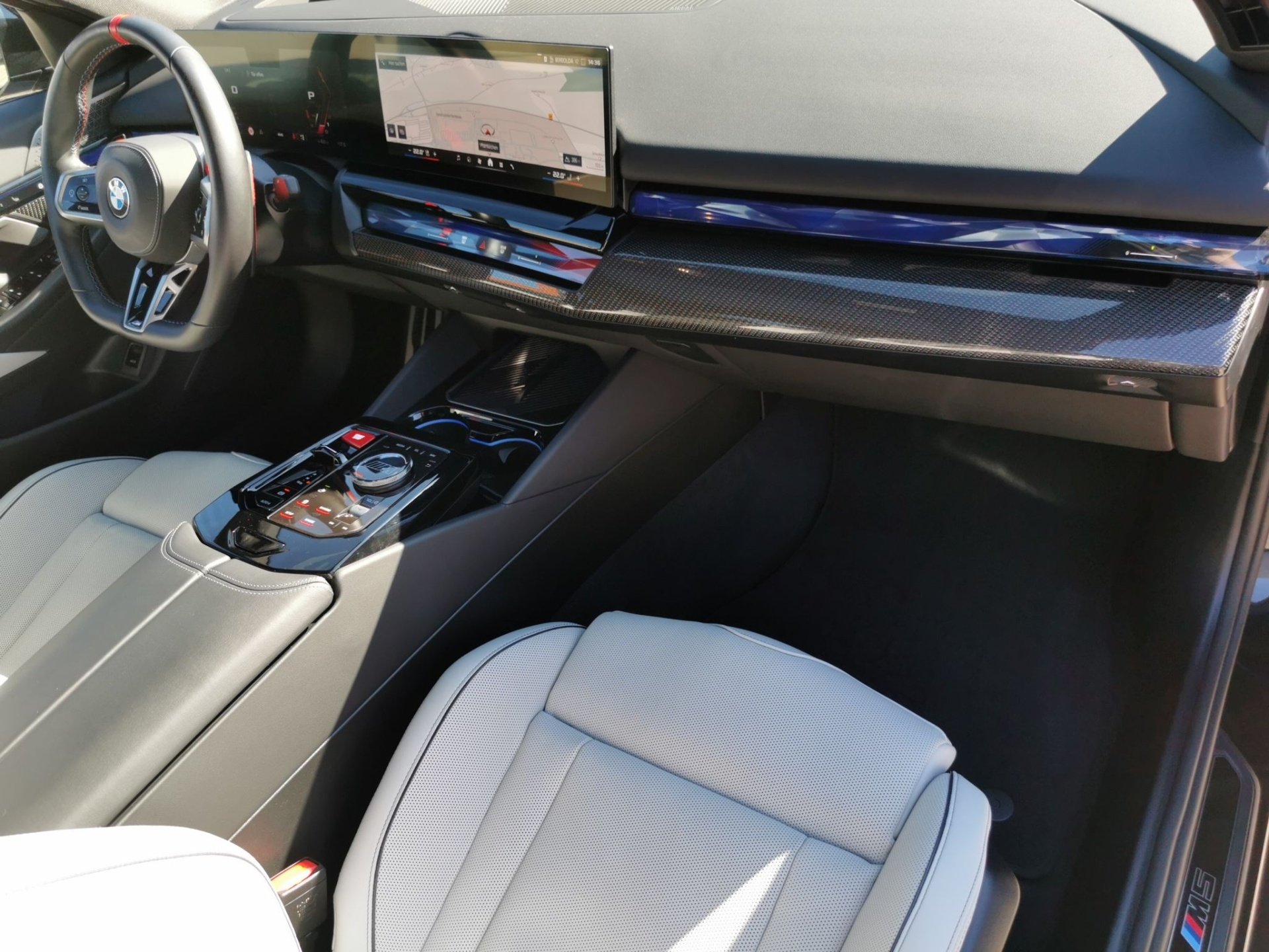 Bild 6 BMW M5 Limousine Sitzbelüft Pano AHK 360° Bowers&Wilk