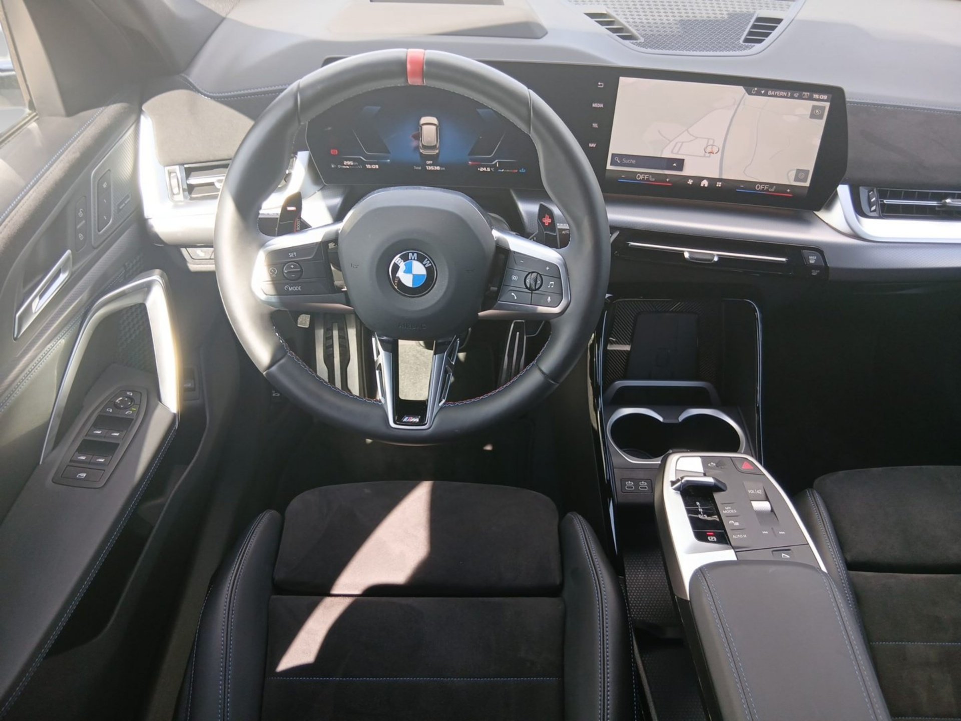 BMW X1 X1 M35i xDrive M SPORT PRO LED ACC HeadUp AHK H&K (Bild 7)