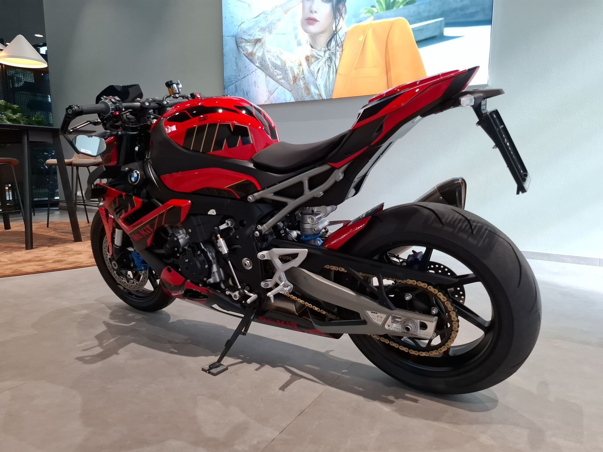 BMW  M 1000 R Red Pum Edition (Bild 7)