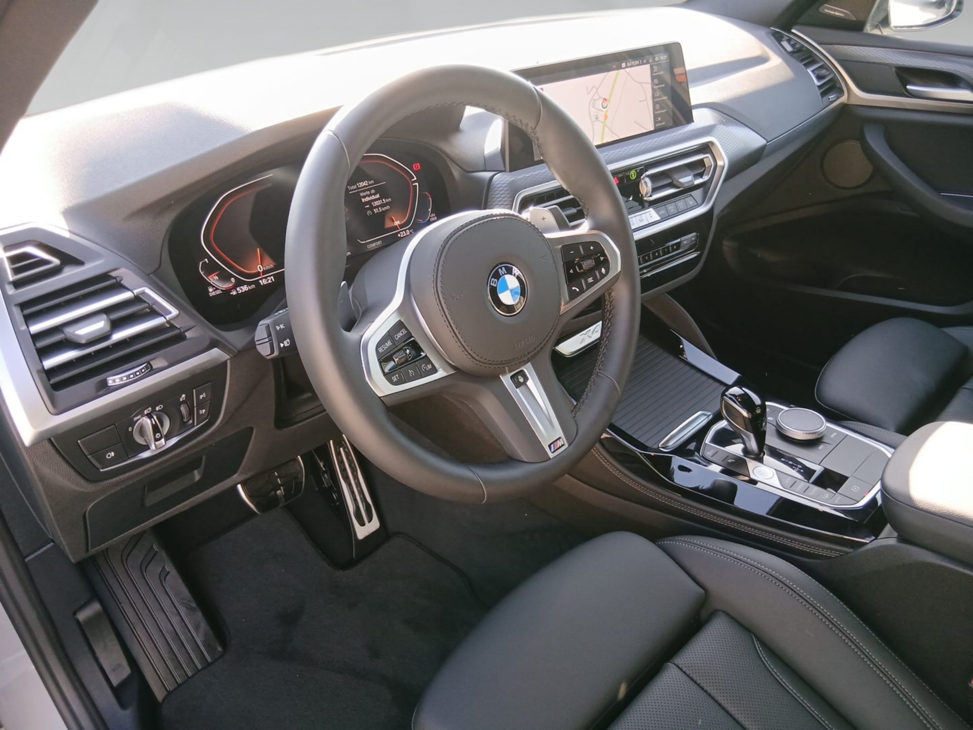 BMW X4 X4 xDrive20d M SPORT AHK Standhzg H&K Lenkhzg (Bild 5)