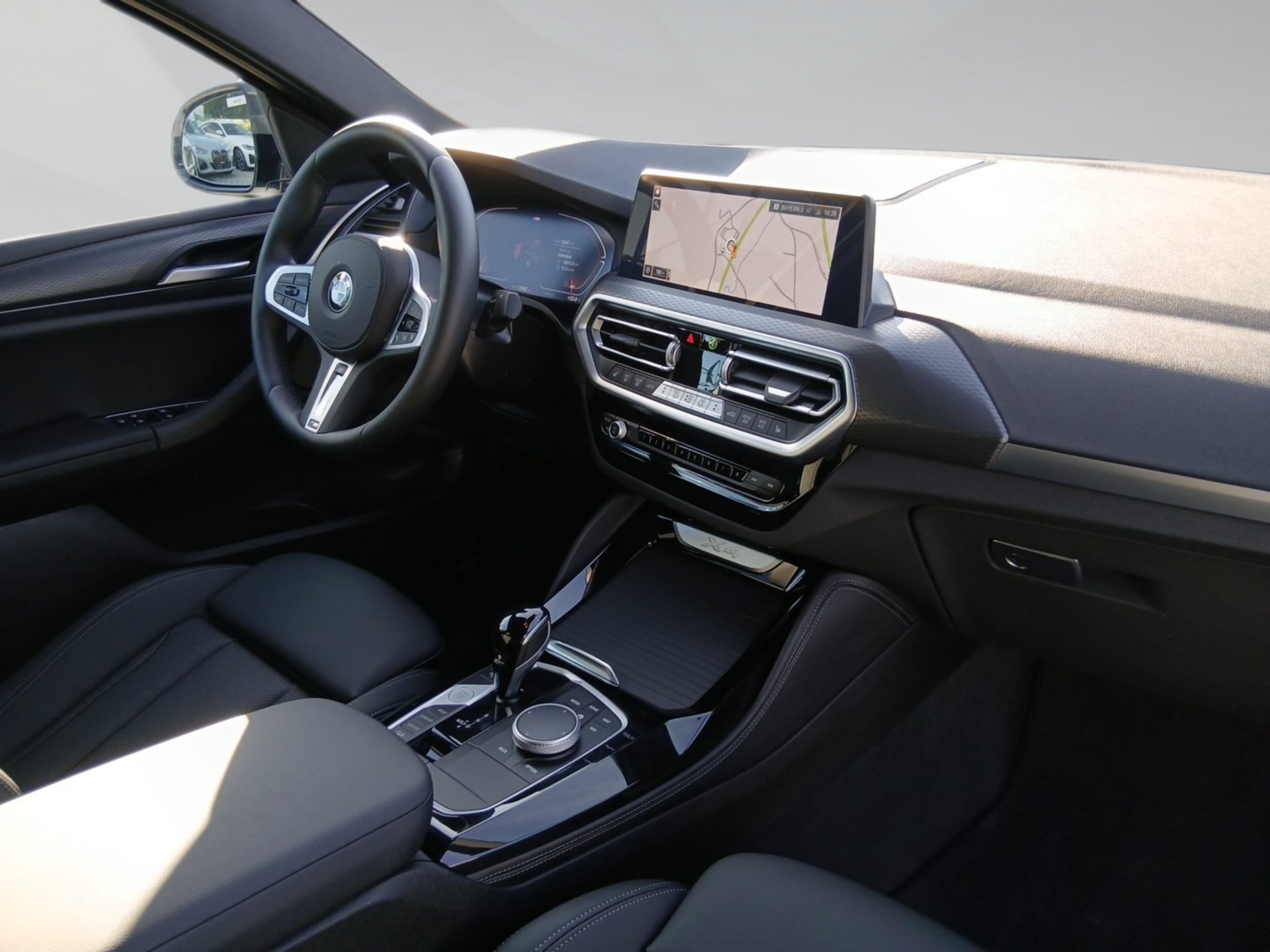 BMW X4 X4 xDrive20d M SPORT AHK Standhzg H&K Lenkhzg (Bild 6)